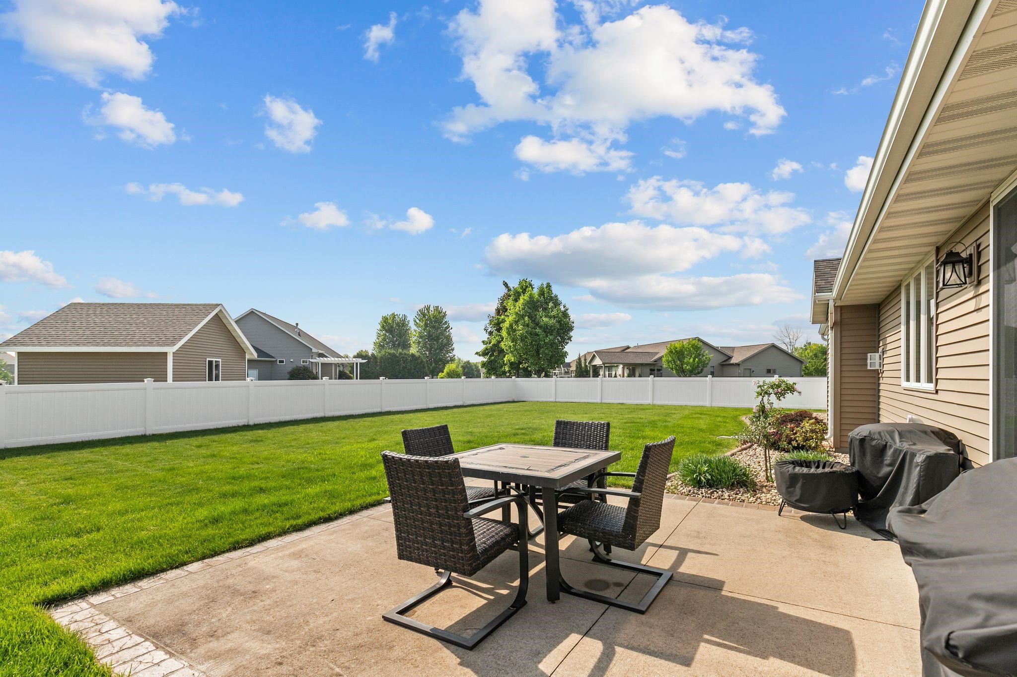 GREENVILLE, Wisconsin, 54942, United States, 4 Bedrooms Bedrooms, ,4 BathroomsBathrooms,Residential,For Sale,1911412