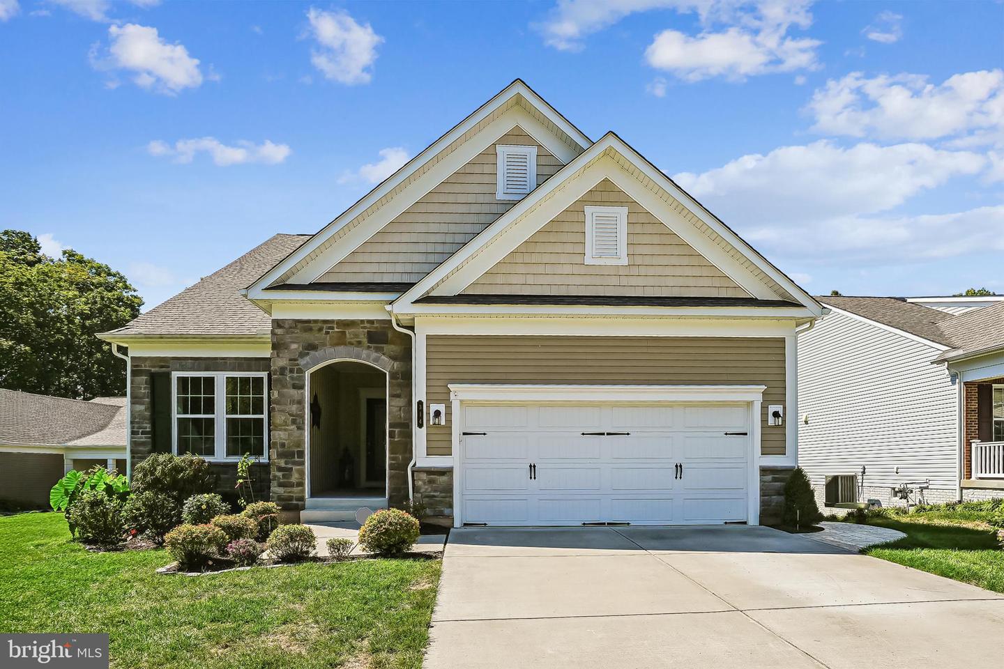 FREDERICKSBURG, Virginia, 22406, United States, 4 Bedrooms Bedrooms, ,4 BathroomsBathrooms,Residential,For Sale,1988261