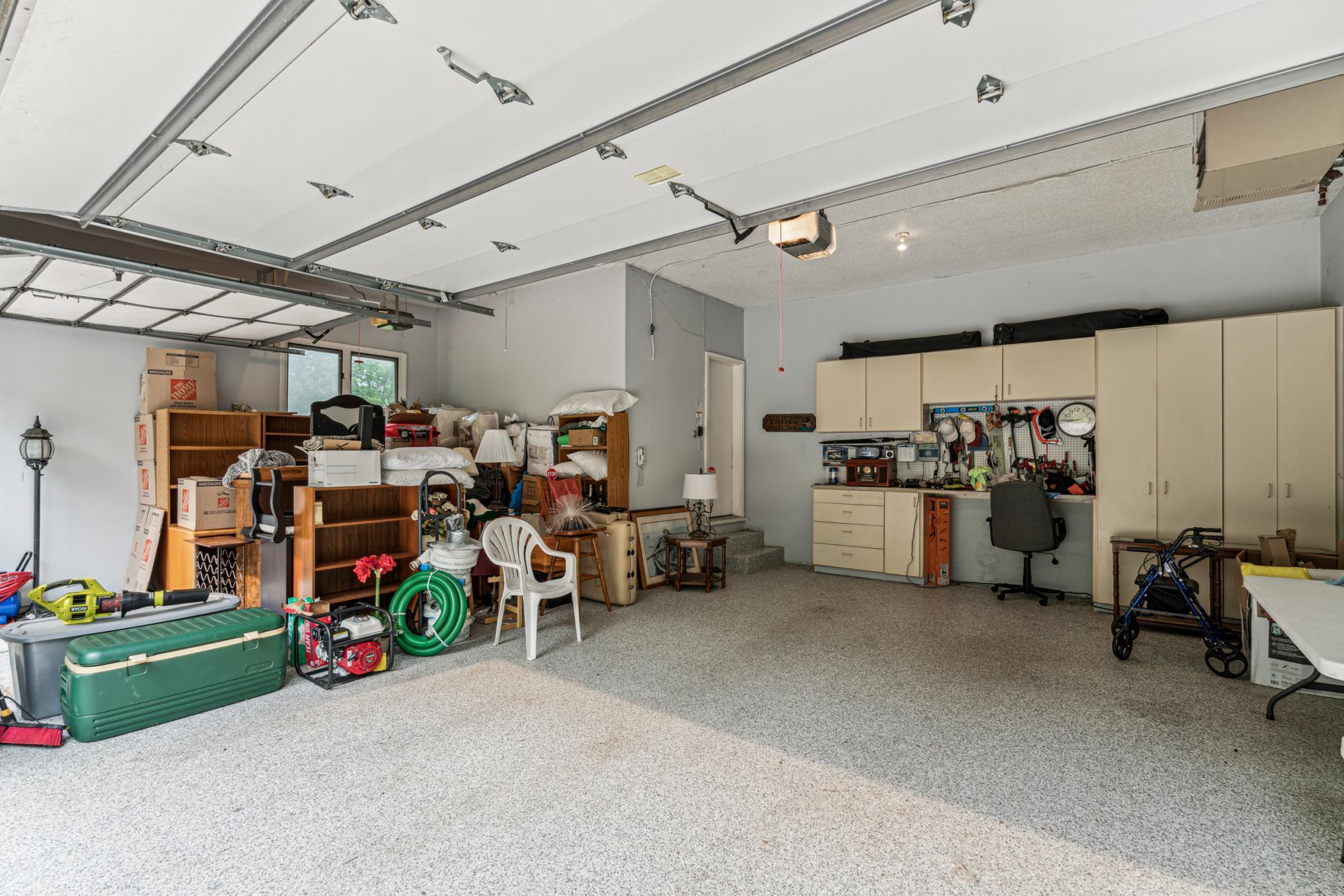 Lake Elmo, Minnesota, 55042, United States, 4 Bedrooms Bedrooms, ,3 BathroomsBathrooms,Residential,For Sale,1969161