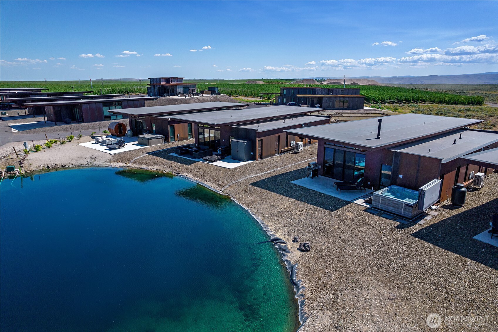 Quincy, Washington, 98848, United States, 2 Bedrooms Bedrooms, ,1 BathroomBathrooms,Residential,For Sale,2003117