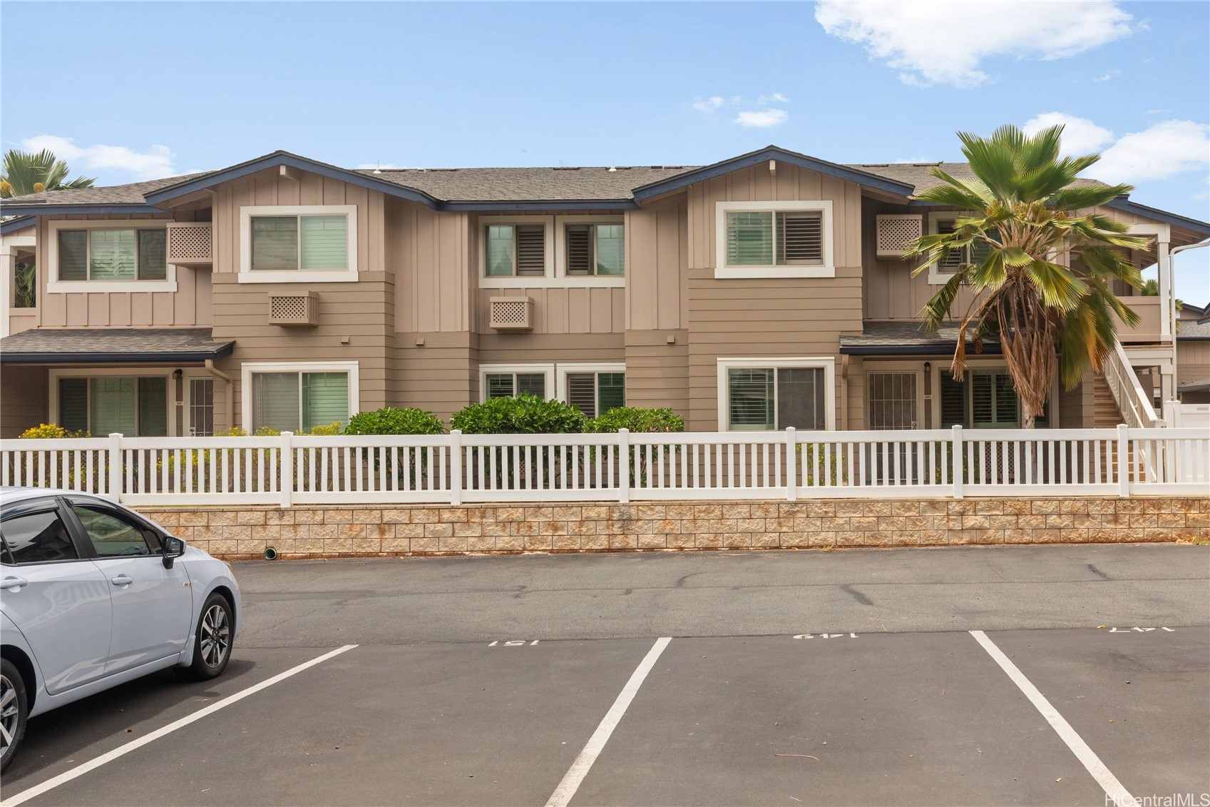 Kapolei, Hawaii, 96707, United States, 3 Bedrooms Bedrooms, ,2 BathroomsBathrooms,Residential,For Sale,1917139