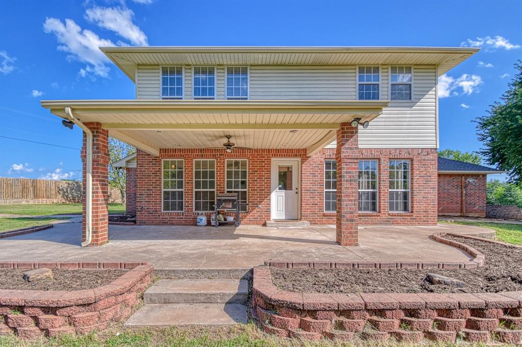 Noble, Oklahoma, 73068, United States, 6 Bedrooms Bedrooms, ,4 BathroomsBathrooms,Residential,For Sale,1978197