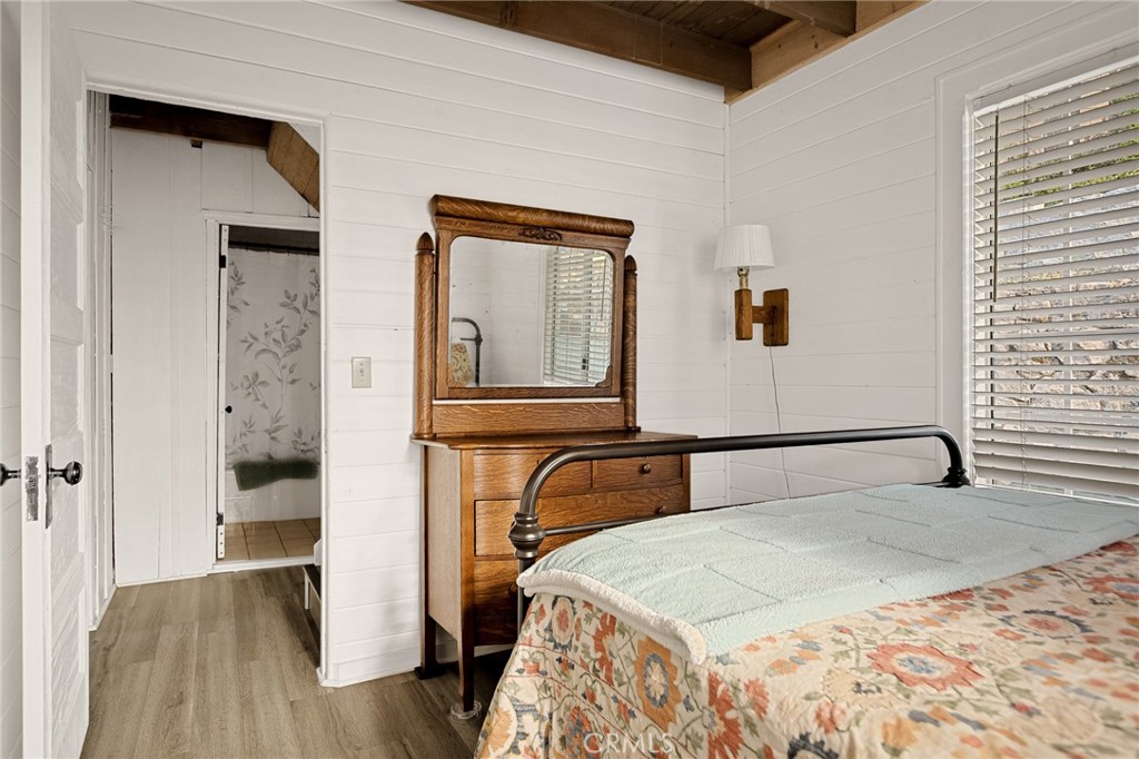 Lake Arrowhead, California, 92352, United States, 3 Bedrooms Bedrooms, ,2 BathroomsBathrooms,Residential,For Sale,1984793