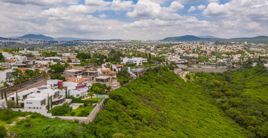 Querétaro, Querétaro, 76230, Mexico, 3 Bedrooms Bedrooms, ,4 BathroomsBathrooms,Residential,For Sale,1940235