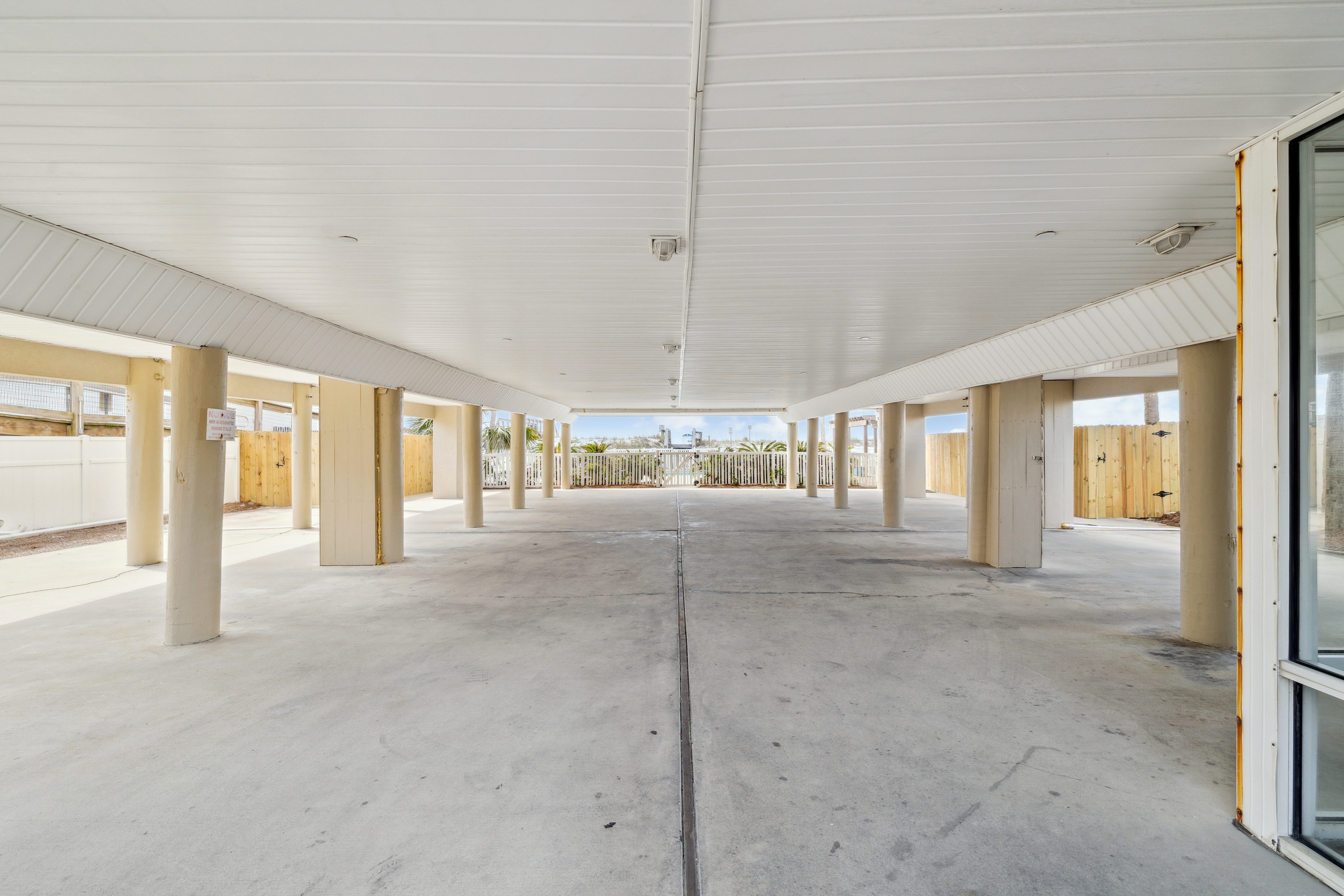  Gulf-Front Condo In Low-Density Building With Uncrowded Beach Access - 物件實景