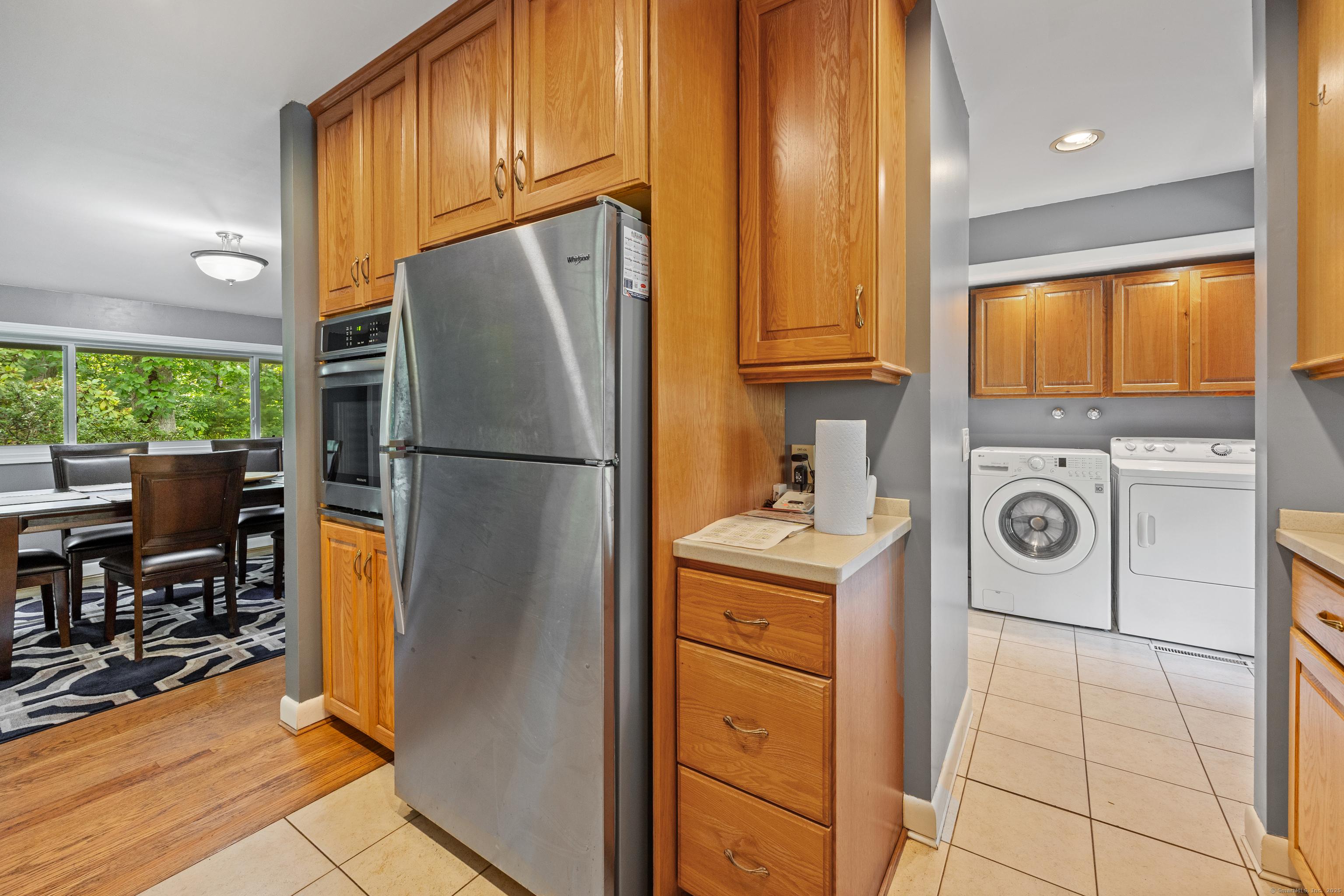 Avon, Connecticut, 06001, United States, 5 Bedrooms Bedrooms, ,3 BathroomsBathrooms,Residential,For Sale,1920498