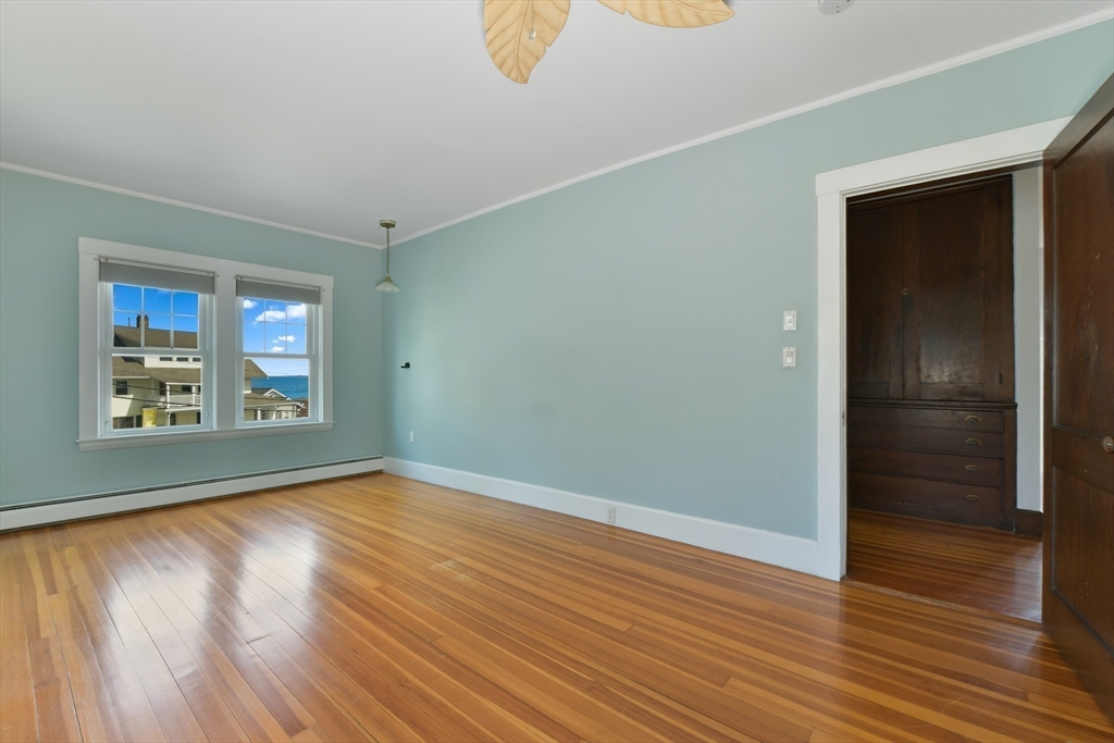Hull, Massachusetts, 02045, United States, 7 Bedrooms Bedrooms, ,5 BathroomsBathrooms,Residential,For Sale,1794326
