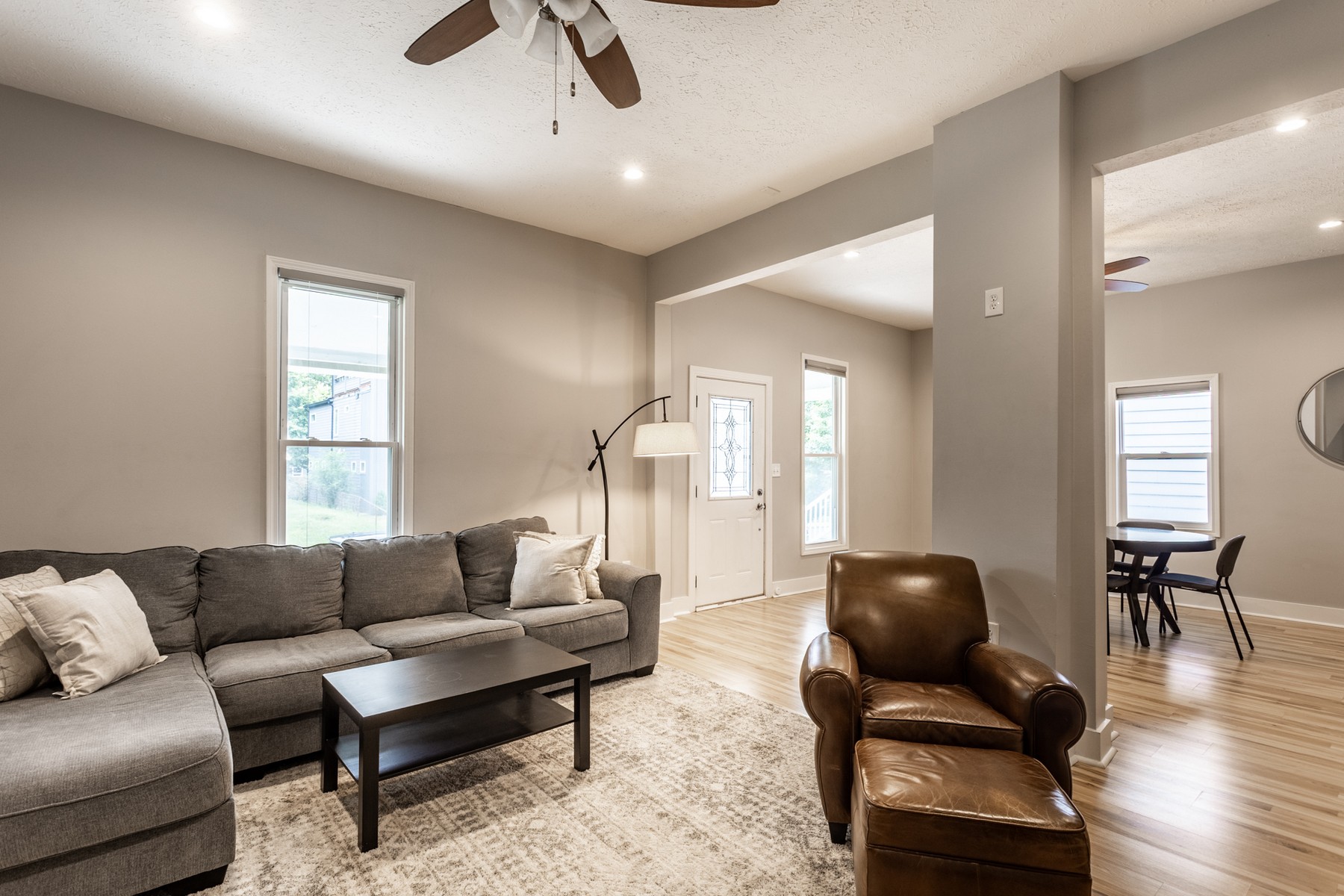  Reimagined Craftsman Home in the Heart of Fountain Square - 物件實景