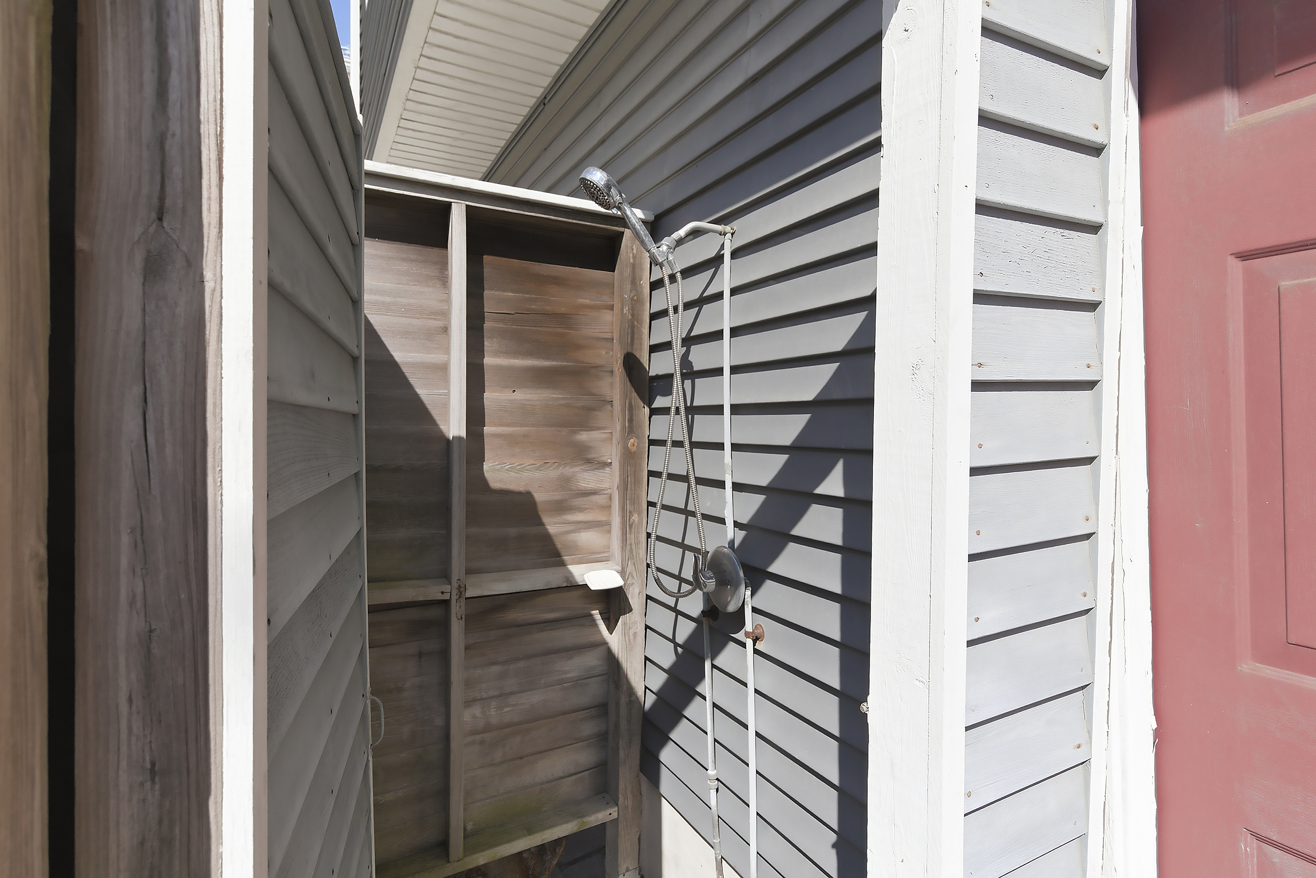  Spacious Shore Colonial in Bay Head Pointe - 物件實景