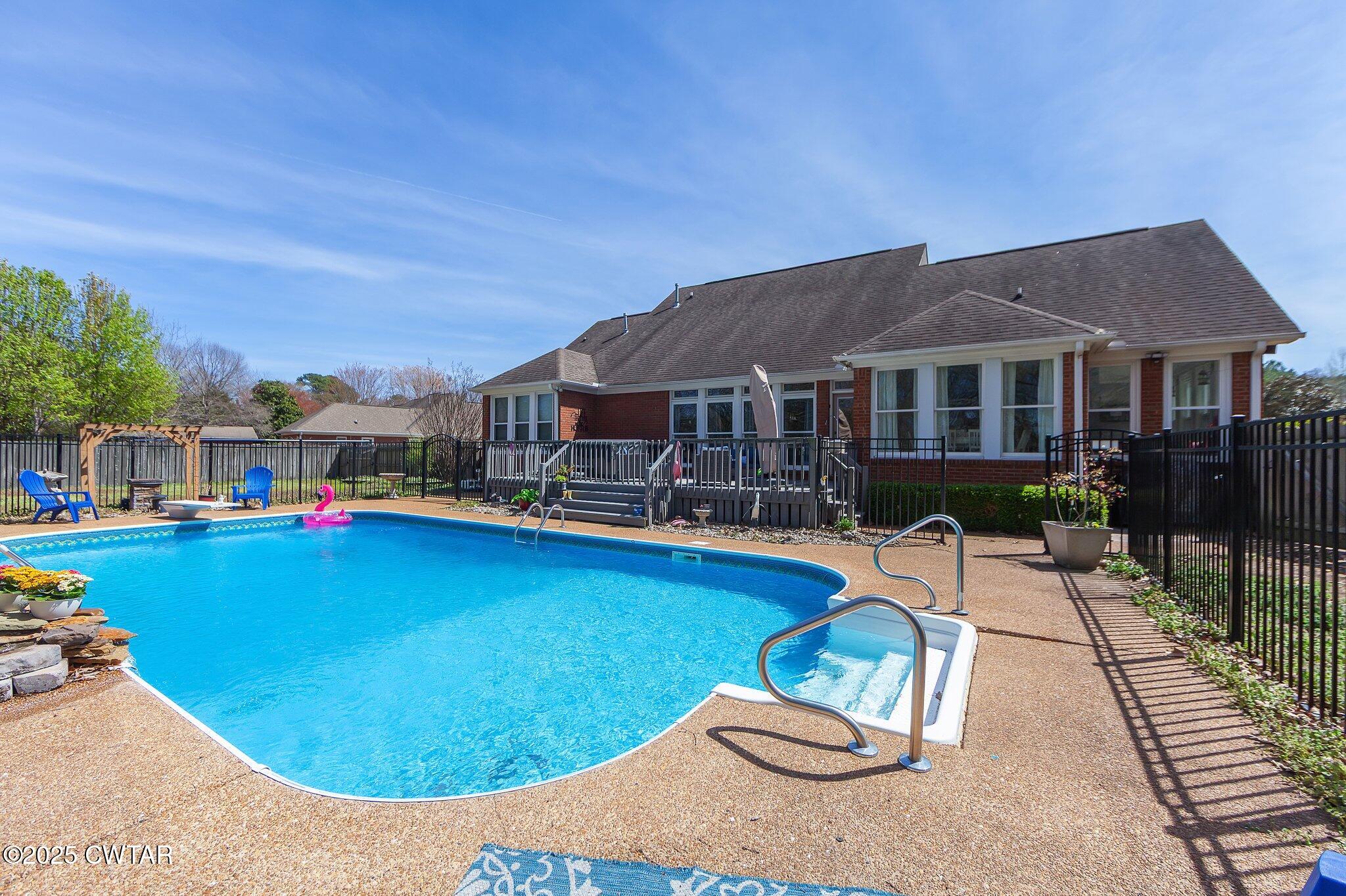Jackson, Tennessee, 38305, United States, 4 Bedrooms Bedrooms, ,3 BathroomsBathrooms,Residential,For Sale,1894801