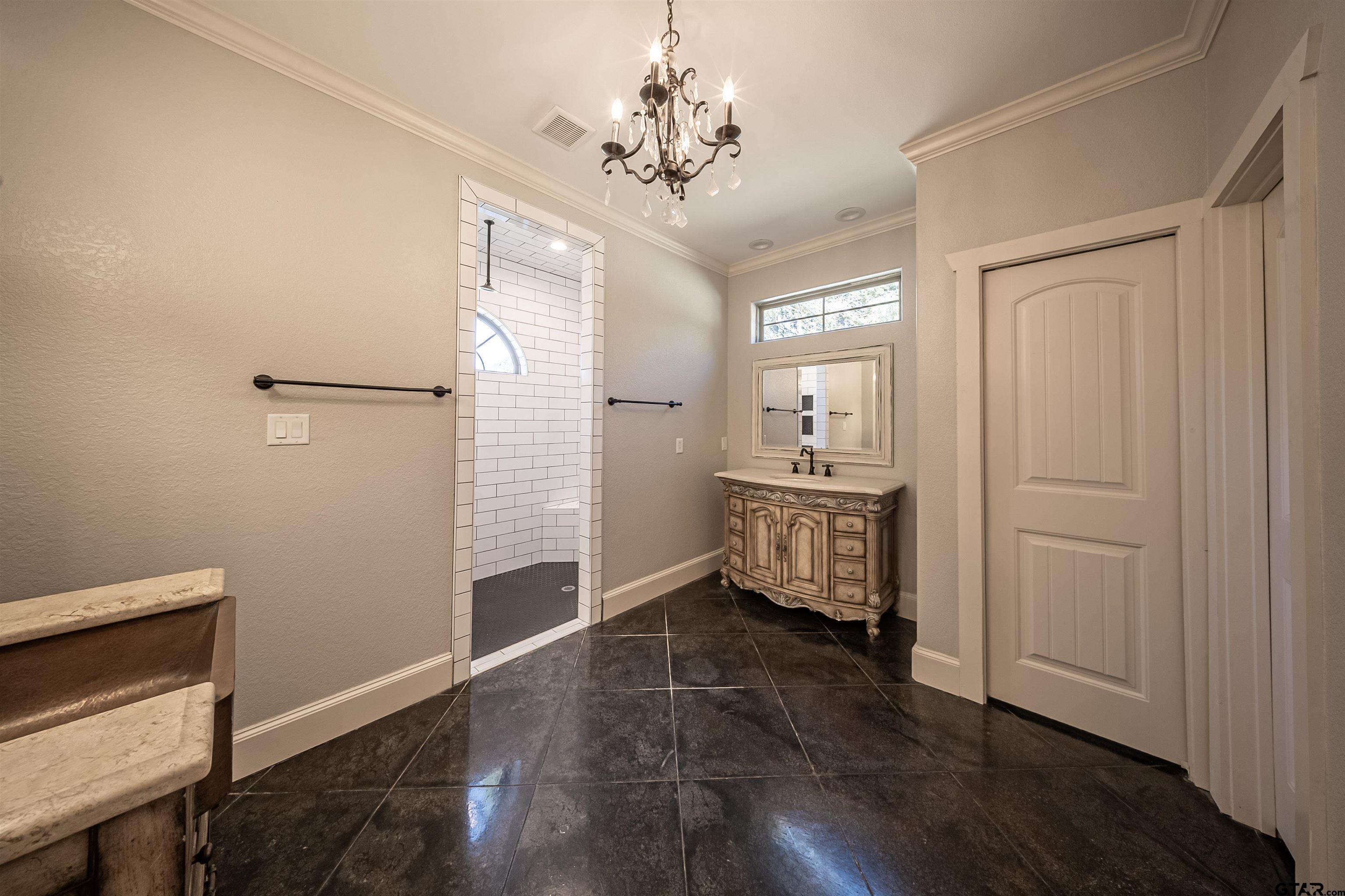 Lindale, Texas, 75771, United States, 4 Bedrooms Bedrooms, ,4 BathroomsBathrooms,Residential,For Sale,1992083