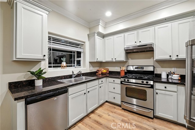 Los Angeles, California, 90042, United States, 3 Bedrooms Bedrooms, ,3 BathroomsBathrooms,Residential,For Sale,1928215