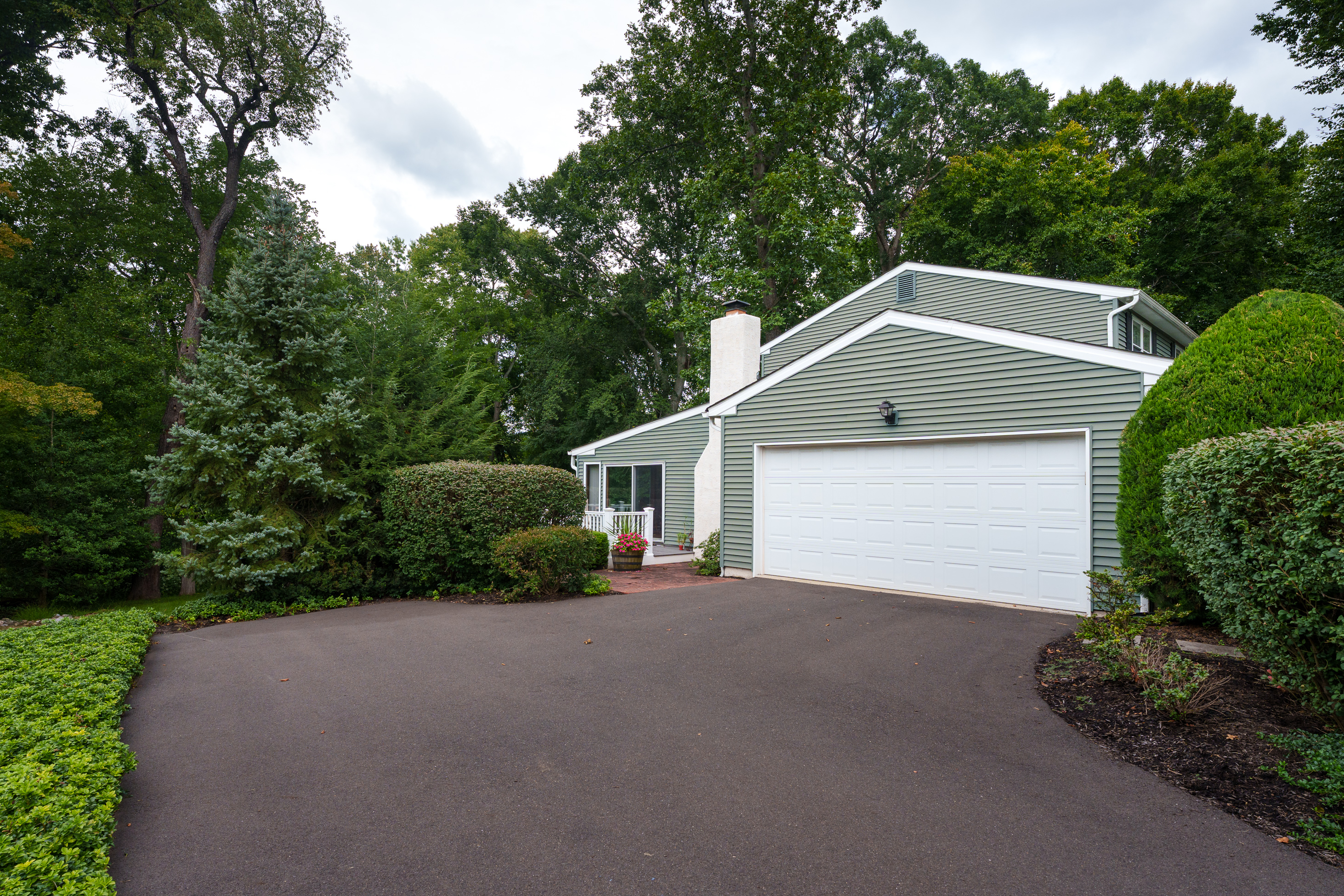  Spacious Sandy Run Home, Close to Charming Yardley - 物件實景