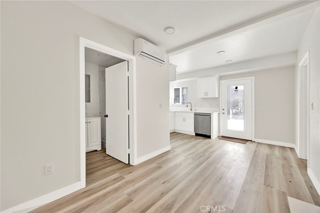 Pasadena, California, 91106, United States, ,Residential,For Sale,1895777