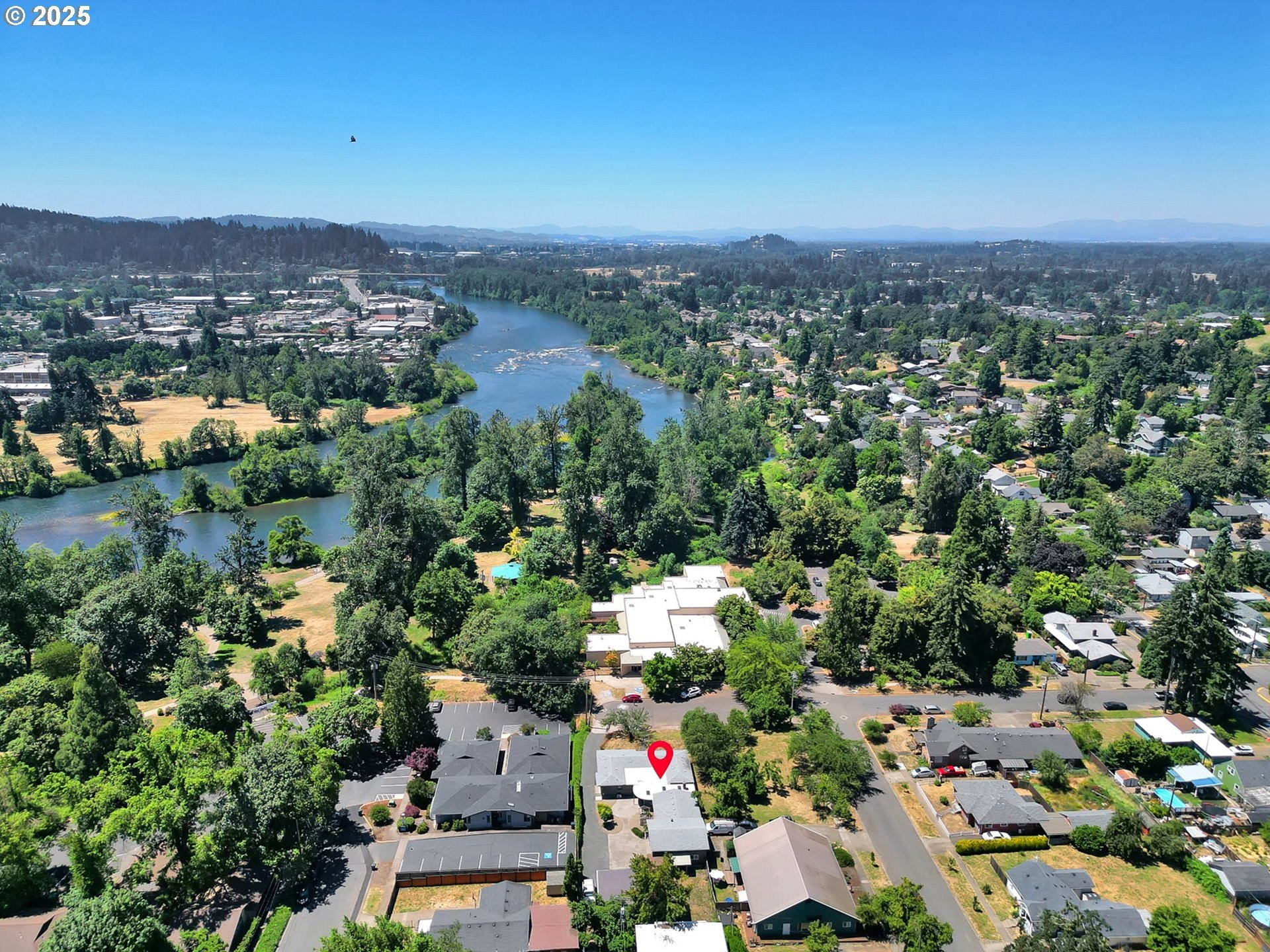 Springfield, Oregon, 97477, United States, 4 Bedrooms Bedrooms, ,2 BathroomsBathrooms,Residential,For Sale,1918433