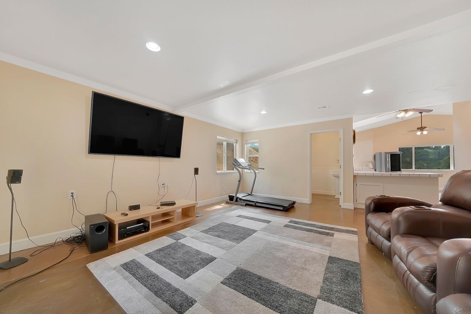 San Andreas, California, 95249, United States, 5 Bedrooms Bedrooms, ,4 BathroomsBathrooms,Residential,For Sale,1931003