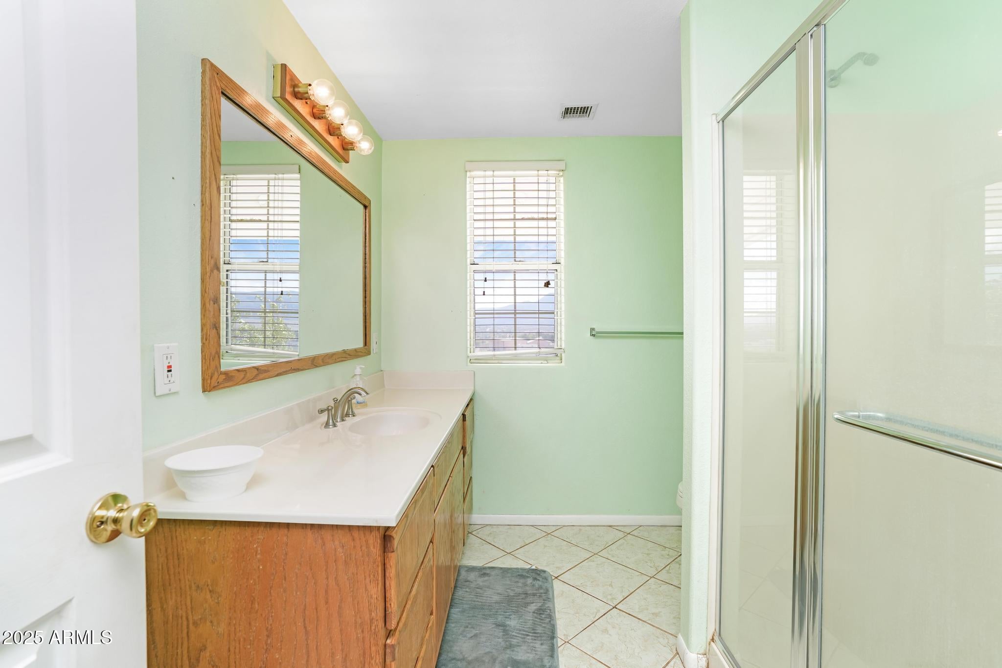 Camp Verde, Arizona, 86322, United States, 4 Bedrooms Bedrooms, ,3 BathroomsBathrooms,Residential,For Sale,1993597