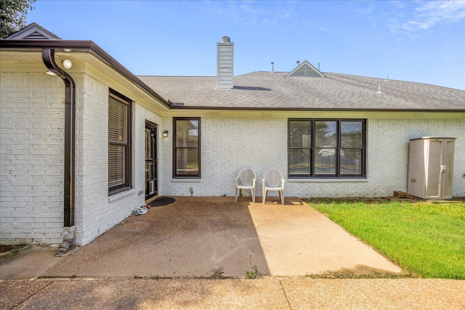 Lakeland, Tennessee, 38002, United States, 5 Bedrooms Bedrooms, ,3 BathroomsBathrooms,Residential,For Sale,1866419