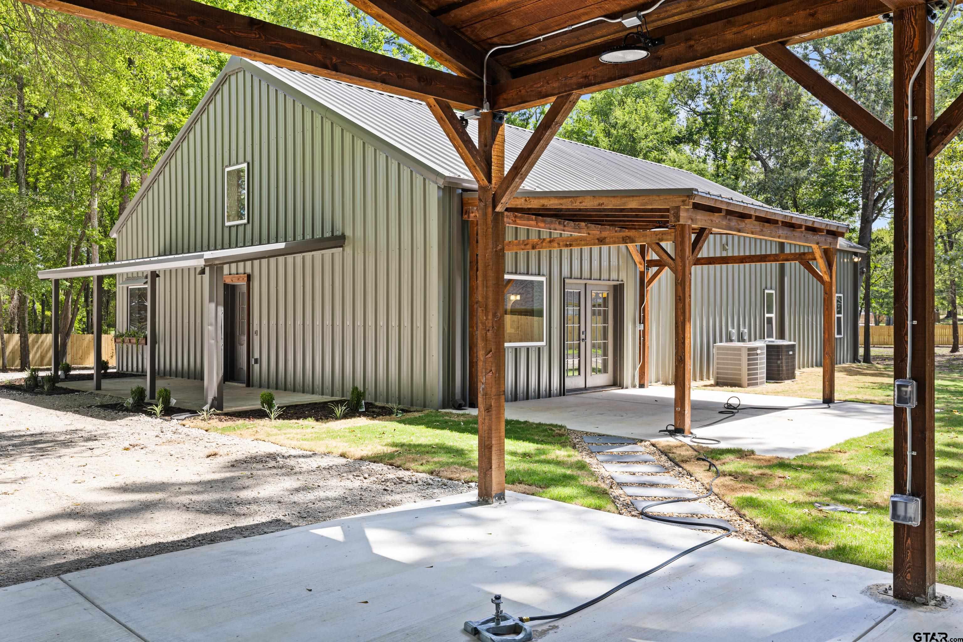 Hallsville, Texas, 75650, United States, 4 Bedrooms Bedrooms, ,3 BathroomsBathrooms,Residential,For Sale,1906779