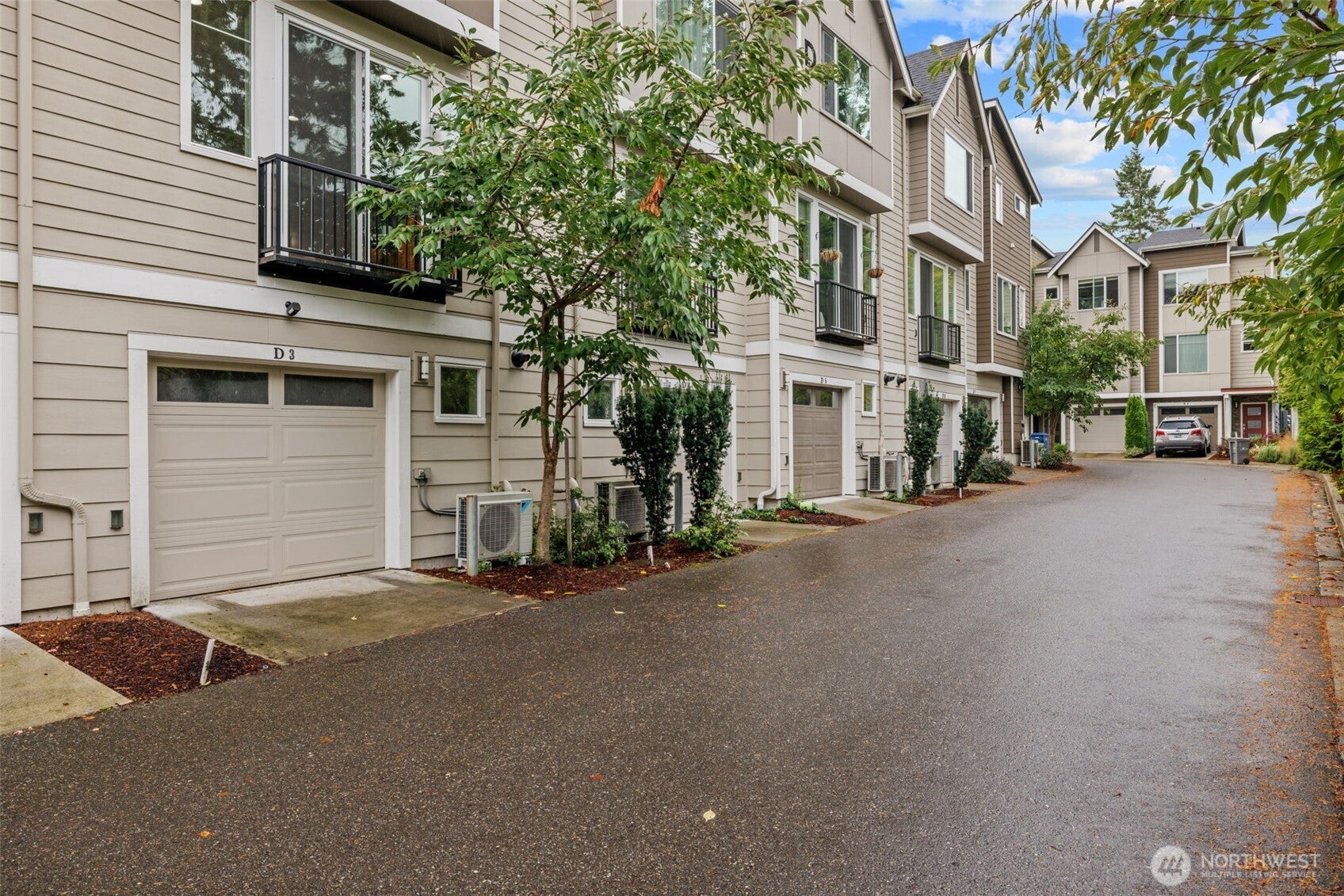 Everett, Washington, 98208, United States, 2 Bedrooms Bedrooms, ,2 BathroomsBathrooms,Residential,For Sale,1975996