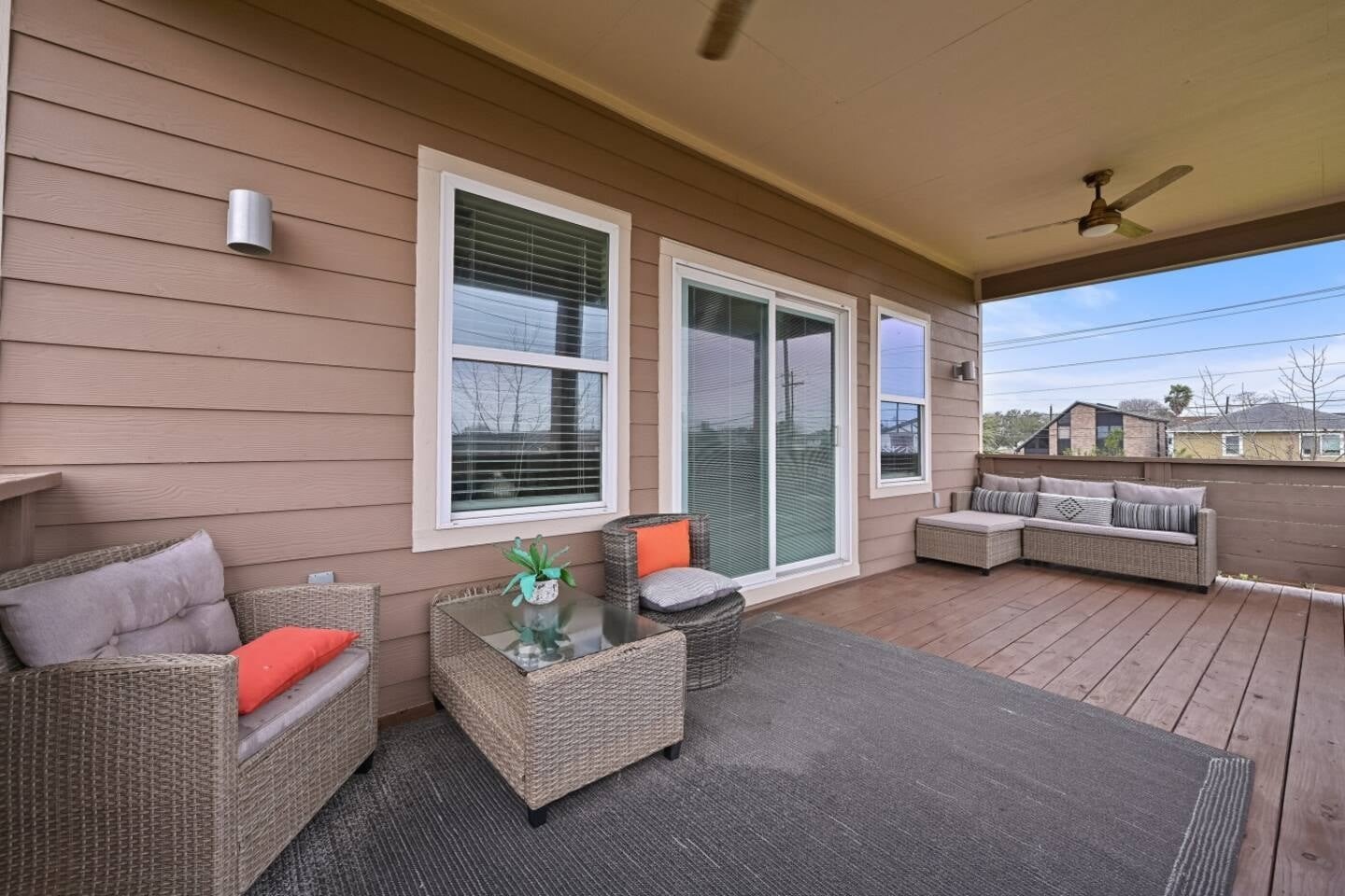 Galveston, Texas, 77551, United States, 4 Bedrooms Bedrooms, ,3 BathroomsBathrooms,Residential,For Sale,1923431