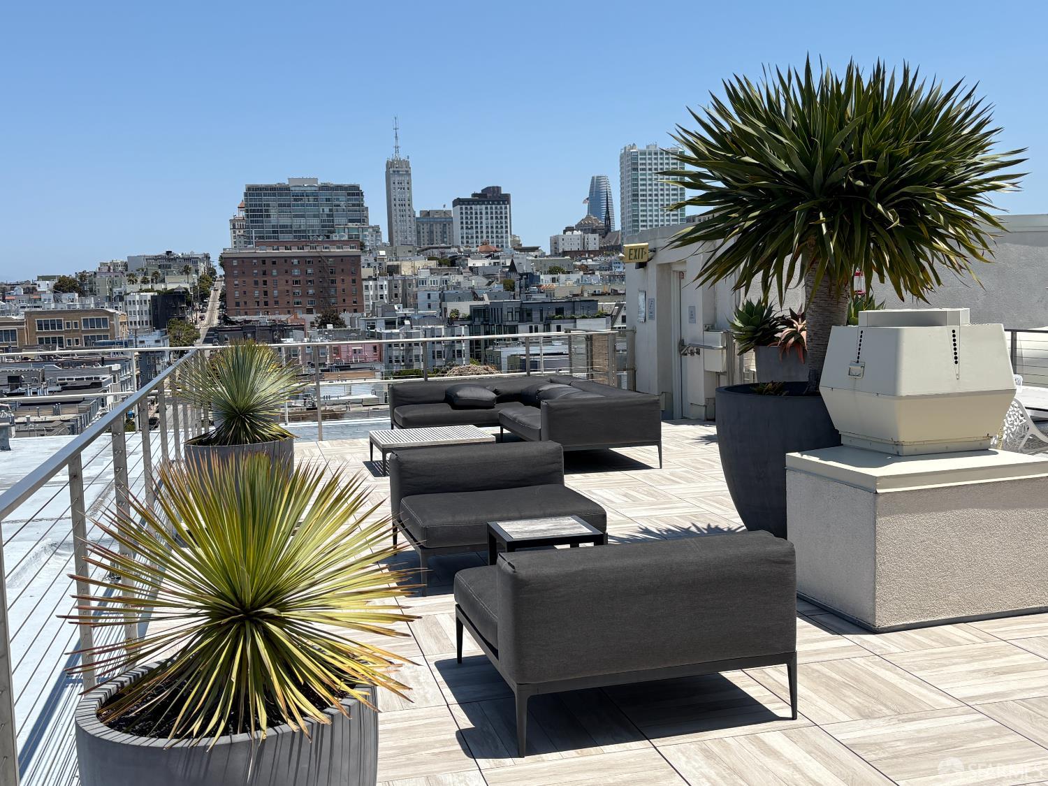 San Francisco, California, 94109, United States, 1 Bedroom Bedrooms, ,1 BathroomBathrooms,Residential,For Sale,1849883