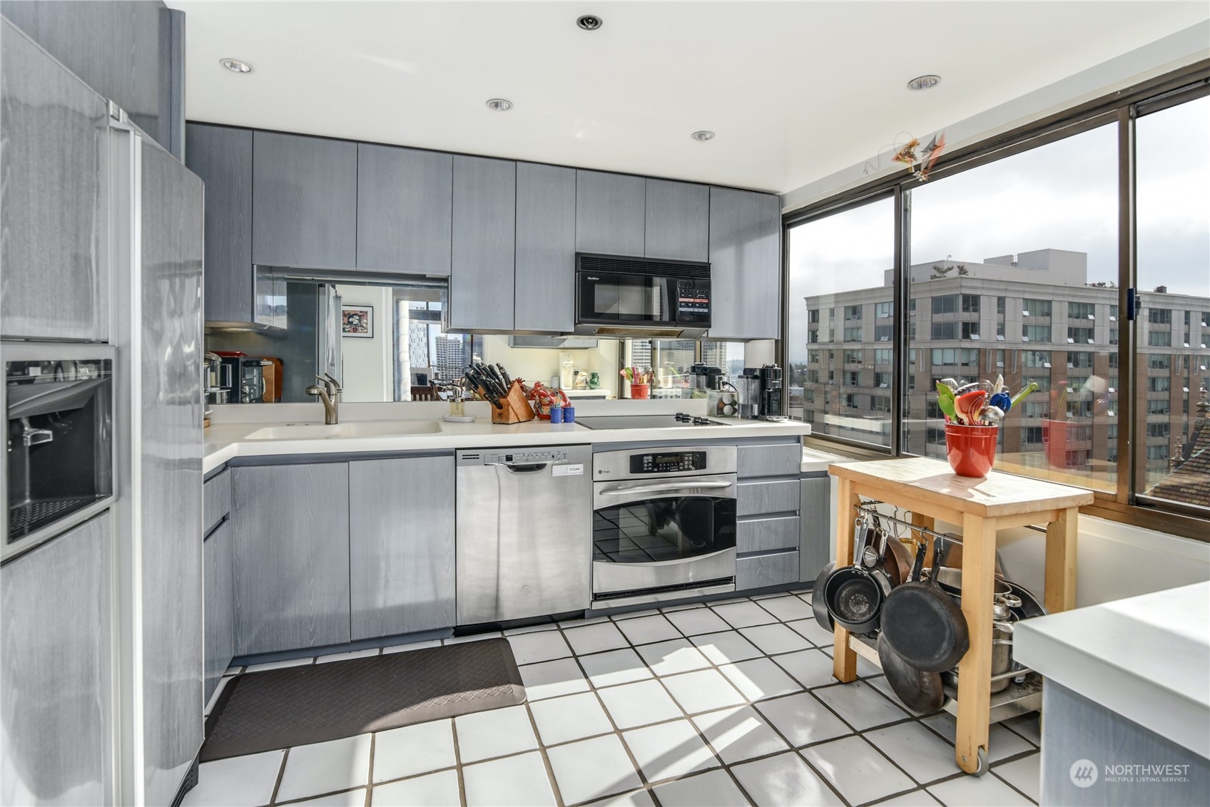 1120 Spring Street Unit 1604, Seattle, Washington, 98104, United States, 2 Bedrooms Bedrooms, ,2 BathroomsBathrooms,Residential,For Sale,1120 Spring Street Unit 1604,1539993