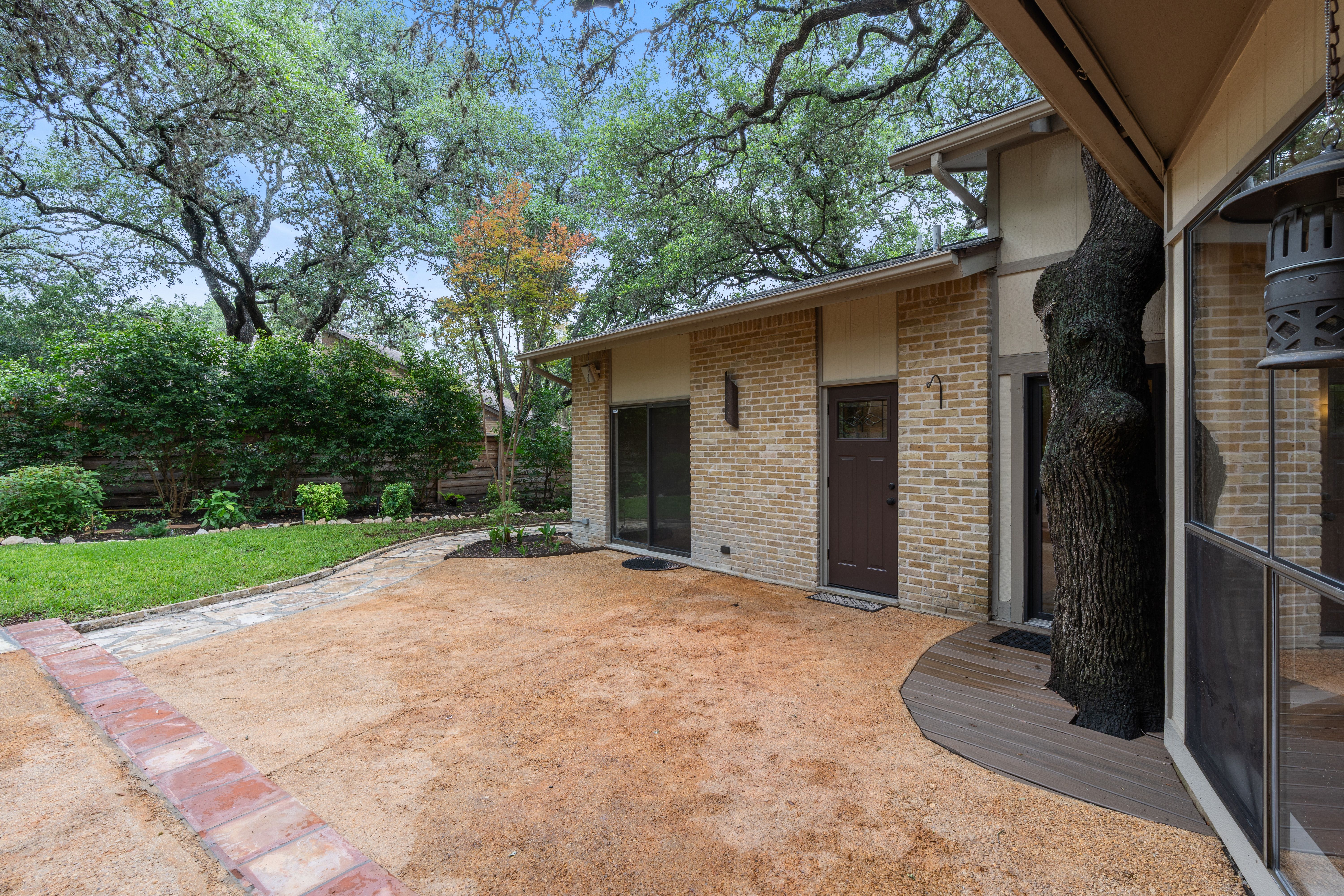  Pristine Architectural Gem in Coveted Hunters Creek - 物件實景