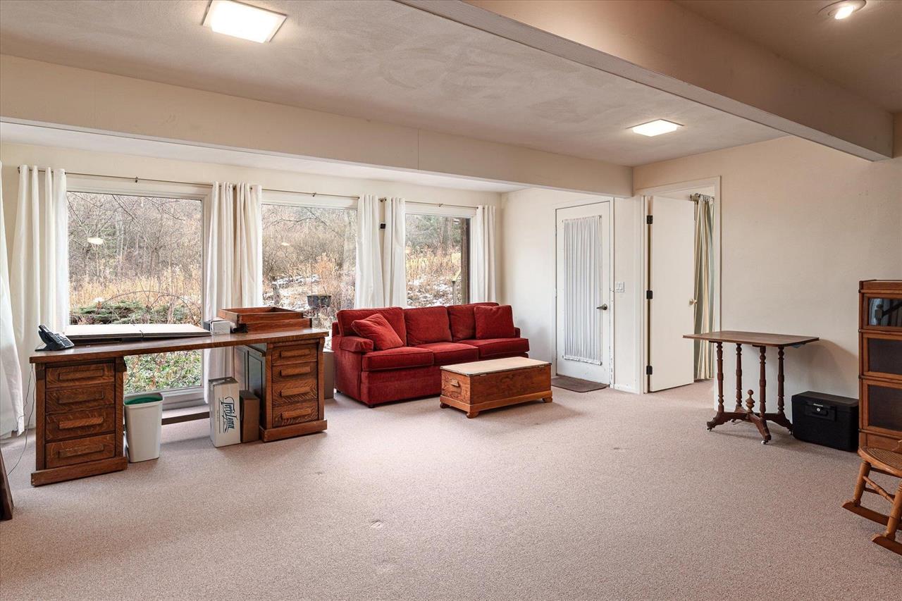 Blue River, Wisconsin, 53518, United States, 3 Bedrooms Bedrooms, ,3 BathroomsBathrooms,Residential,For Sale,2009301