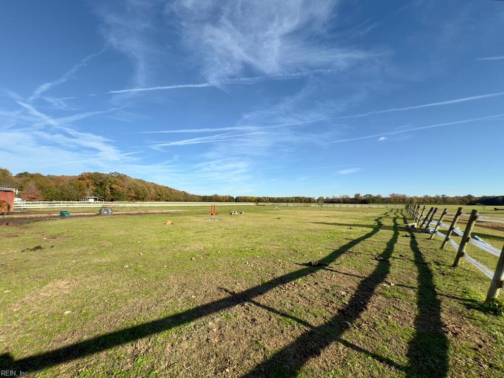 Virginia Beach Va, Virginia, 23457, United States, 4 Bedrooms Bedrooms, ,3 BathroomsBathrooms,Residential,For Sale,1989088