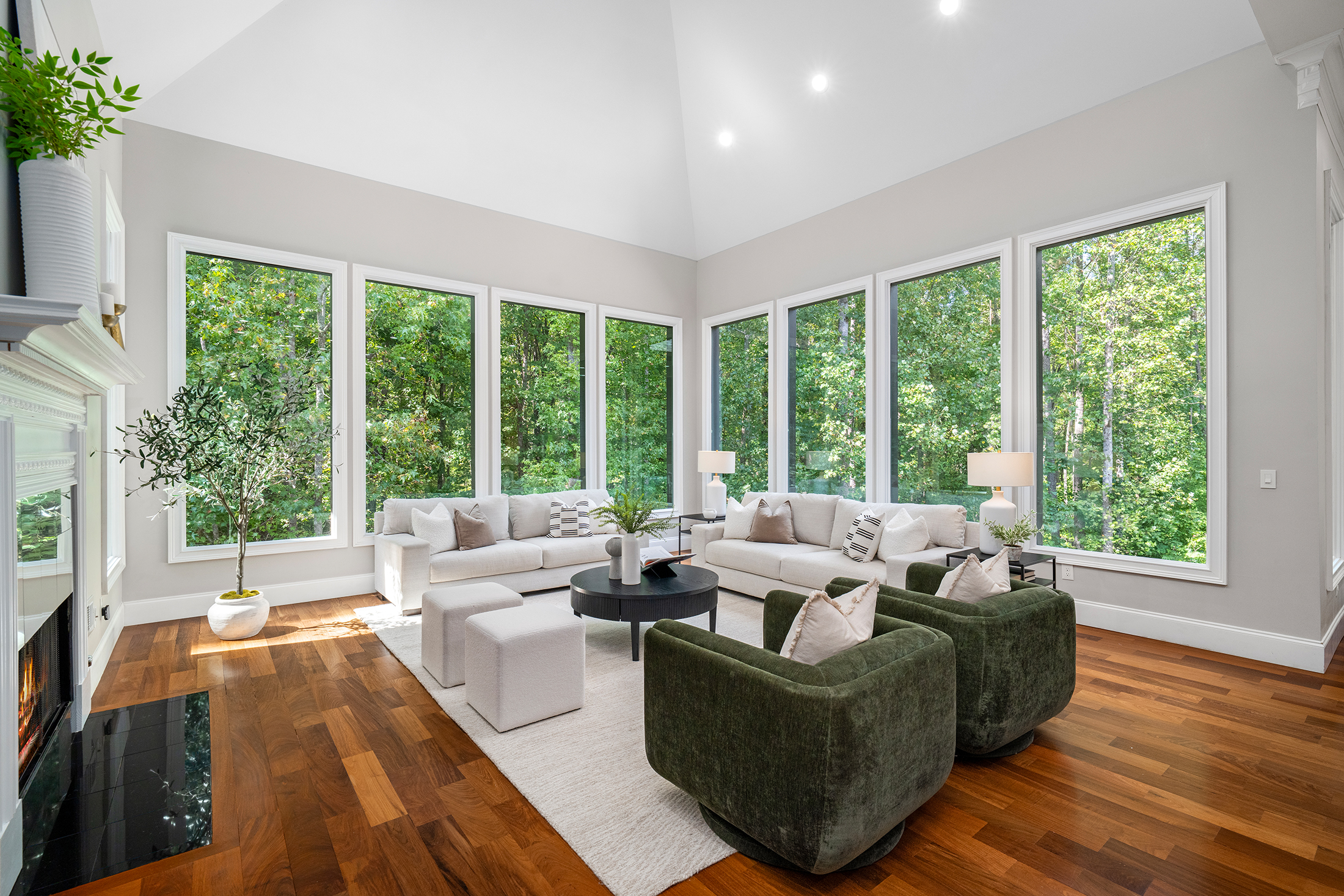  A Custom Residence Designed with an Impressive Sense of Volume - 物件實景