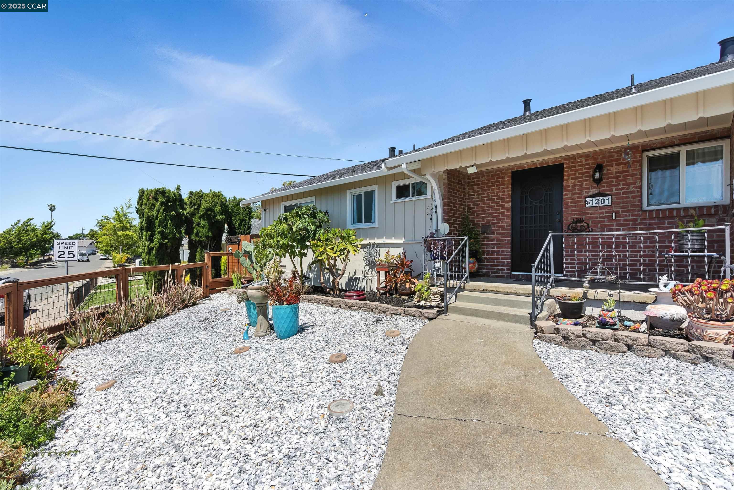 Vallejo, California, 94589, United States, 3 Bedrooms Bedrooms, ,2 BathroomsBathrooms,Residential,For Sale,1917421