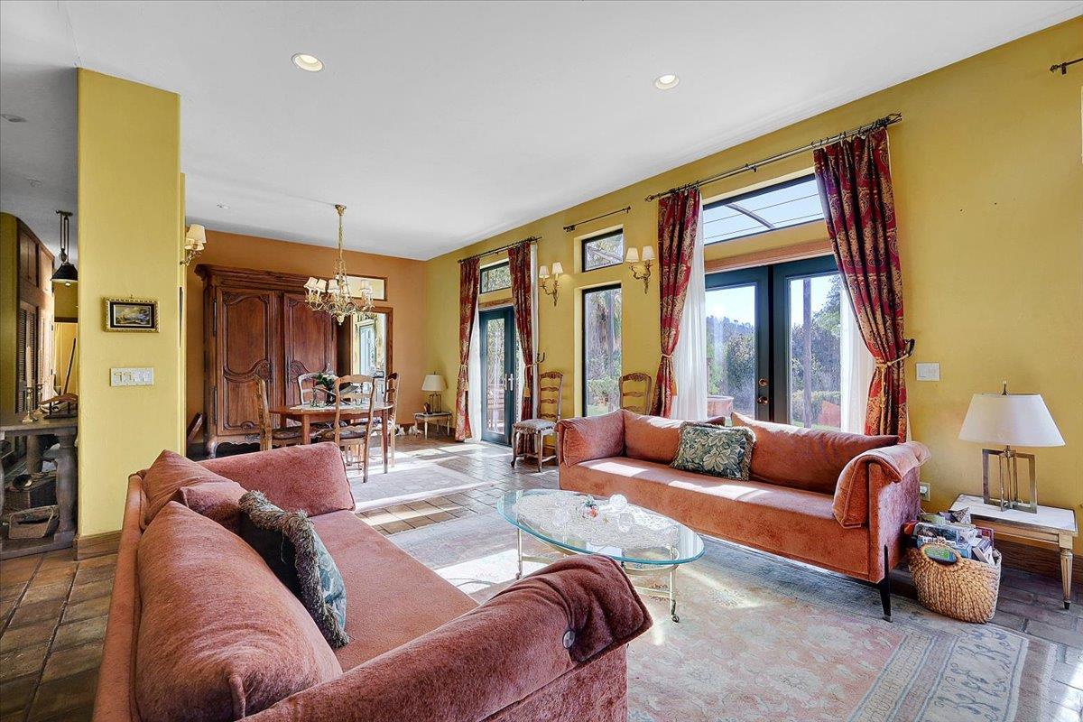 Oregon House, California, 95962, United States, 3 Bedrooms Bedrooms, ,3 BathroomsBathrooms,Residential,For Sale,2031122