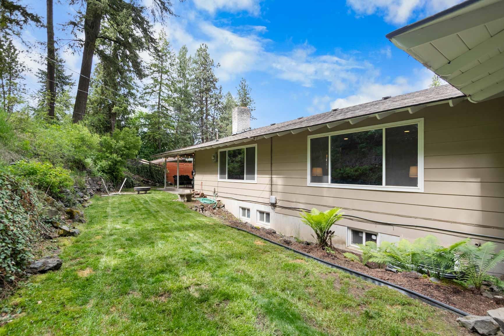 Spokane, Washington, 99218, United States, 4 Bedrooms Bedrooms, ,4 BathroomsBathrooms,Residential,For Sale,1828122
