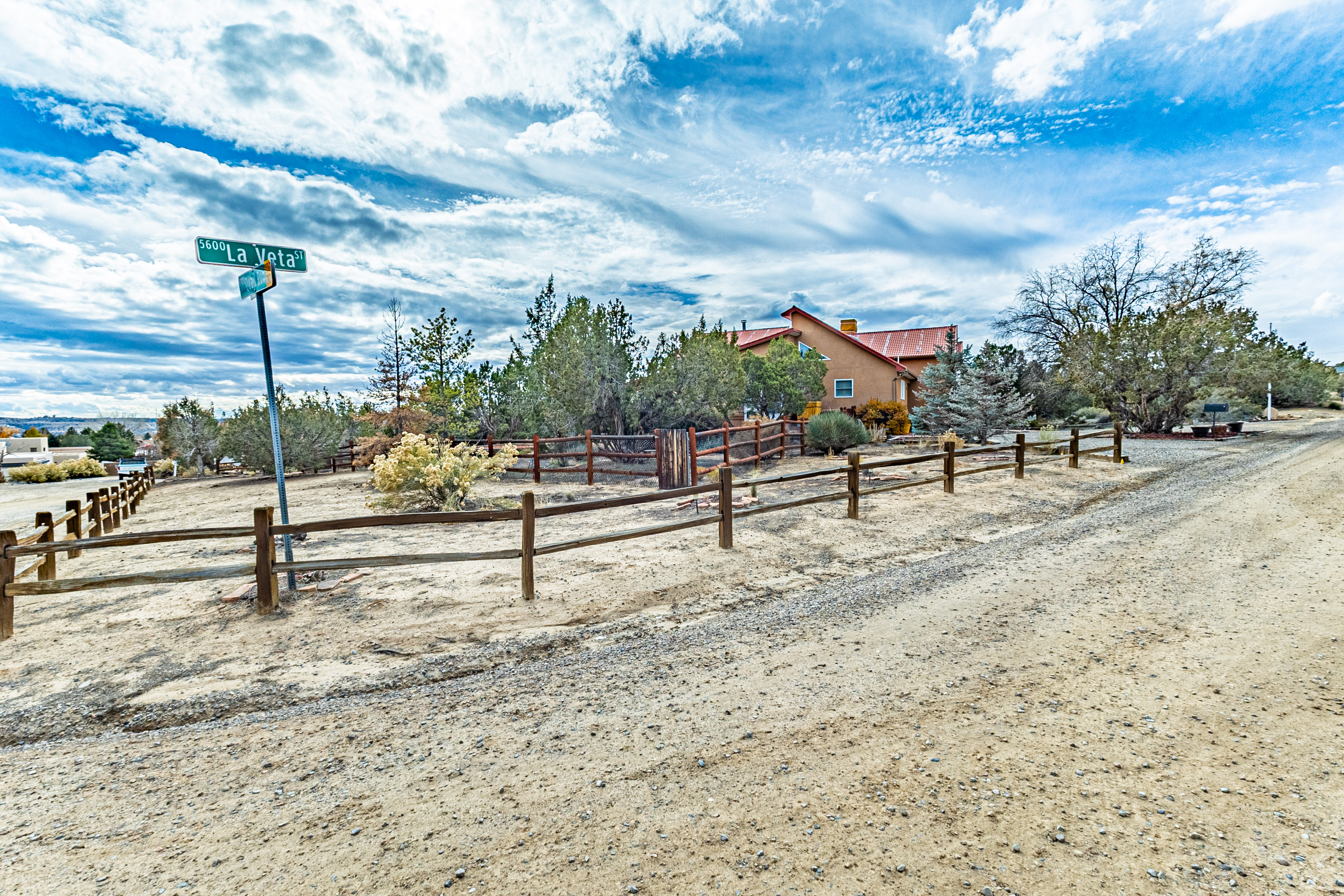 Farmington, New Mexico, 87402, United States, 4 Bedrooms Bedrooms, ,3 BathroomsBathrooms,Residential,For Sale,1995445
