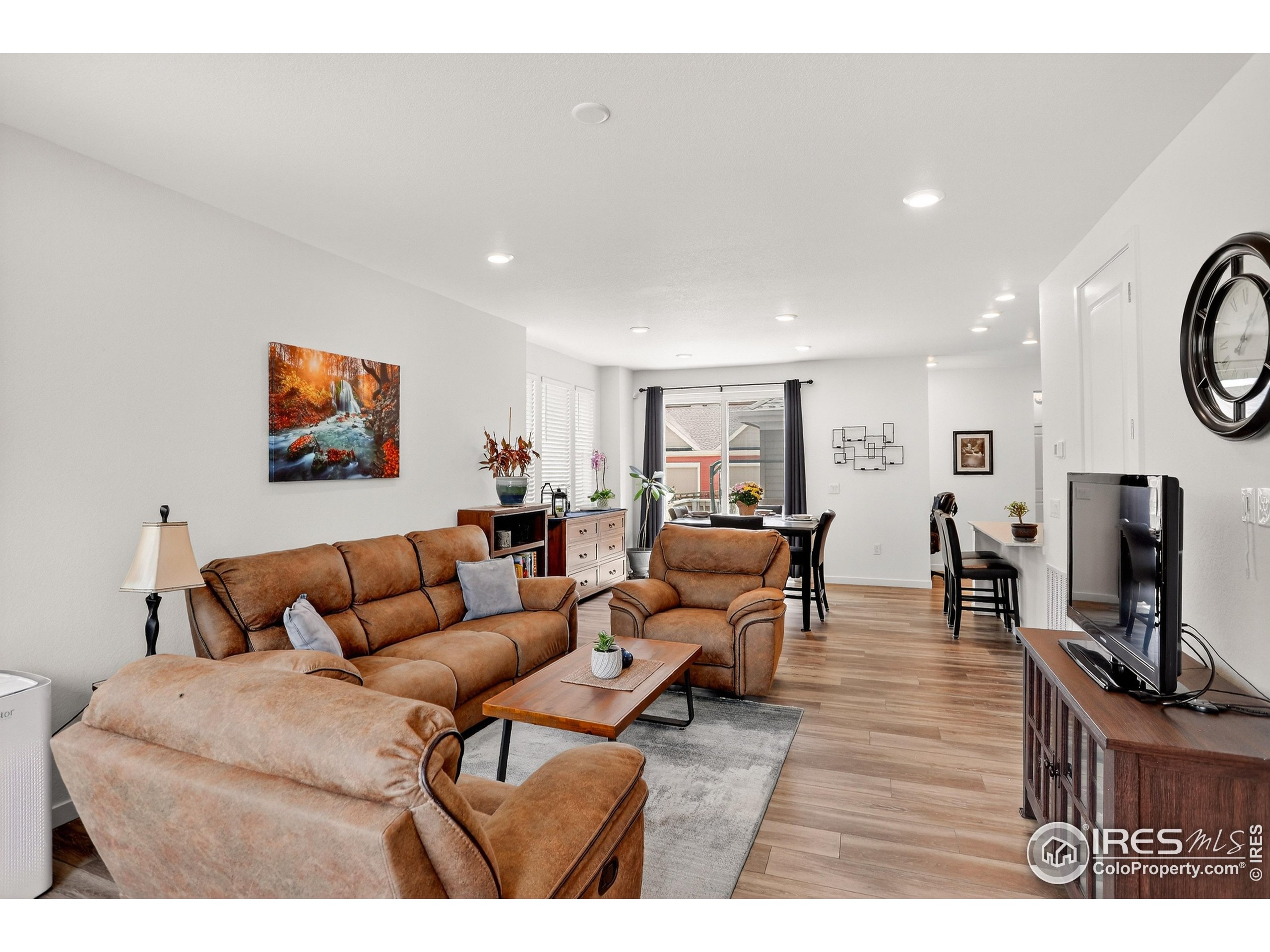 Erie, Colorado, 80516, United States, 3 Bedrooms Bedrooms, ,2 BathroomsBathrooms,Residential,For Sale,1912360