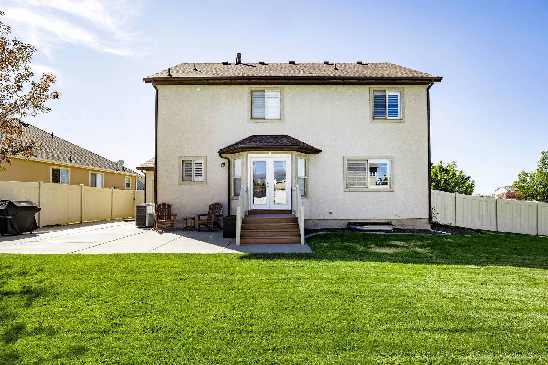  Fantastic Floor Plan in Great West Haven Location - 物件實景