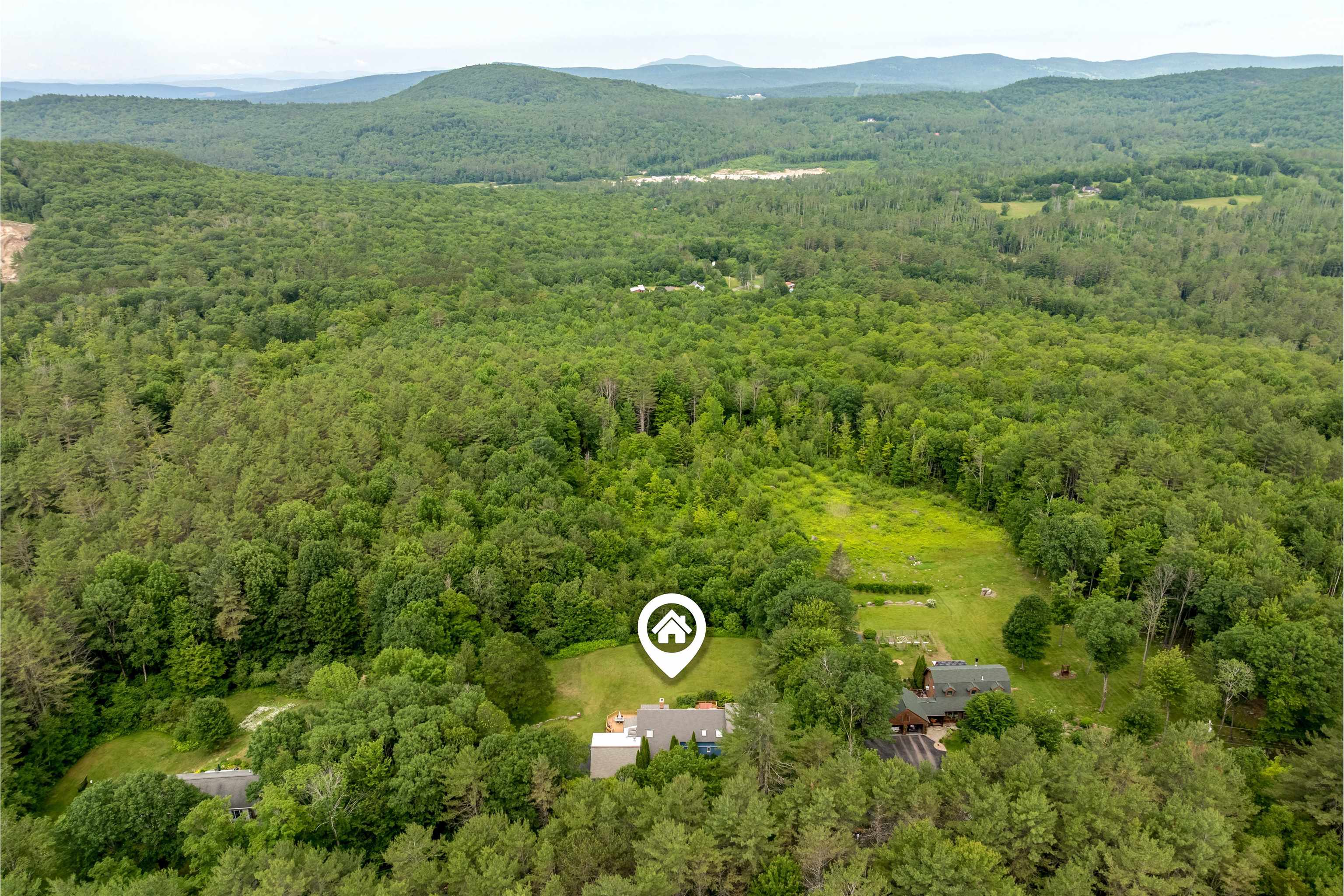 Newport, New Hampshire, 03773, United States, 4 Bedrooms Bedrooms, ,2 BathroomsBathrooms,Residential,For Sale,1891399