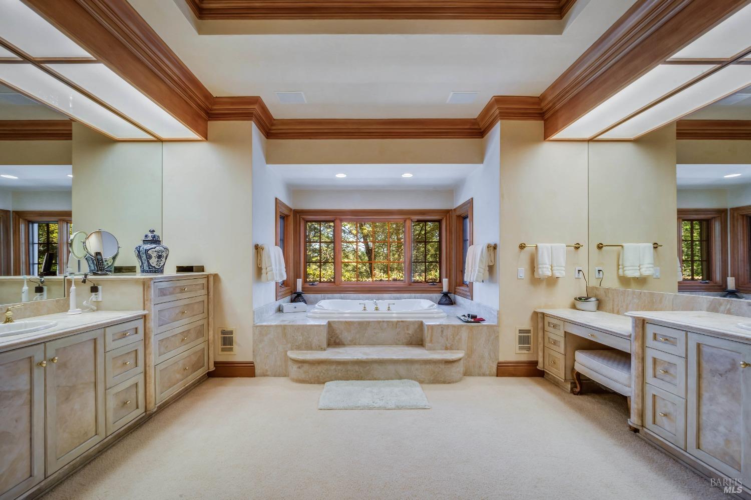 St. Helena, California, 94574, United States, 5 Bedrooms Bedrooms, ,6 BathroomsBathrooms,Residential,For Sale,1708621