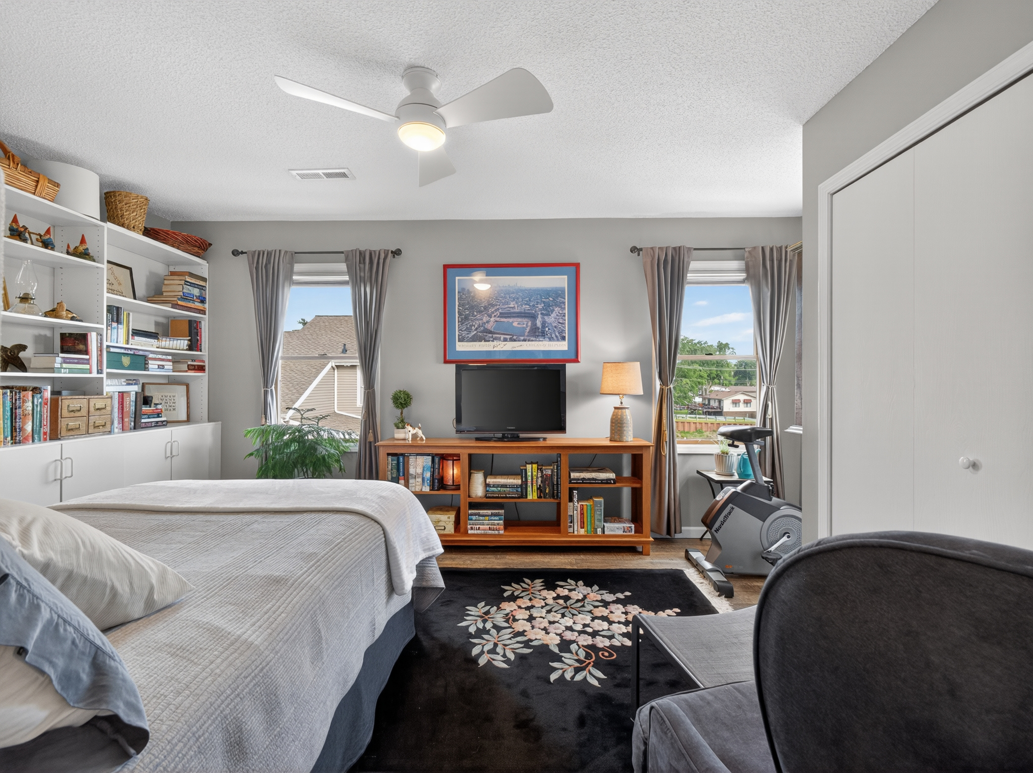  Beautifully Updated 2-Story Lakefront Condo - 物件實景