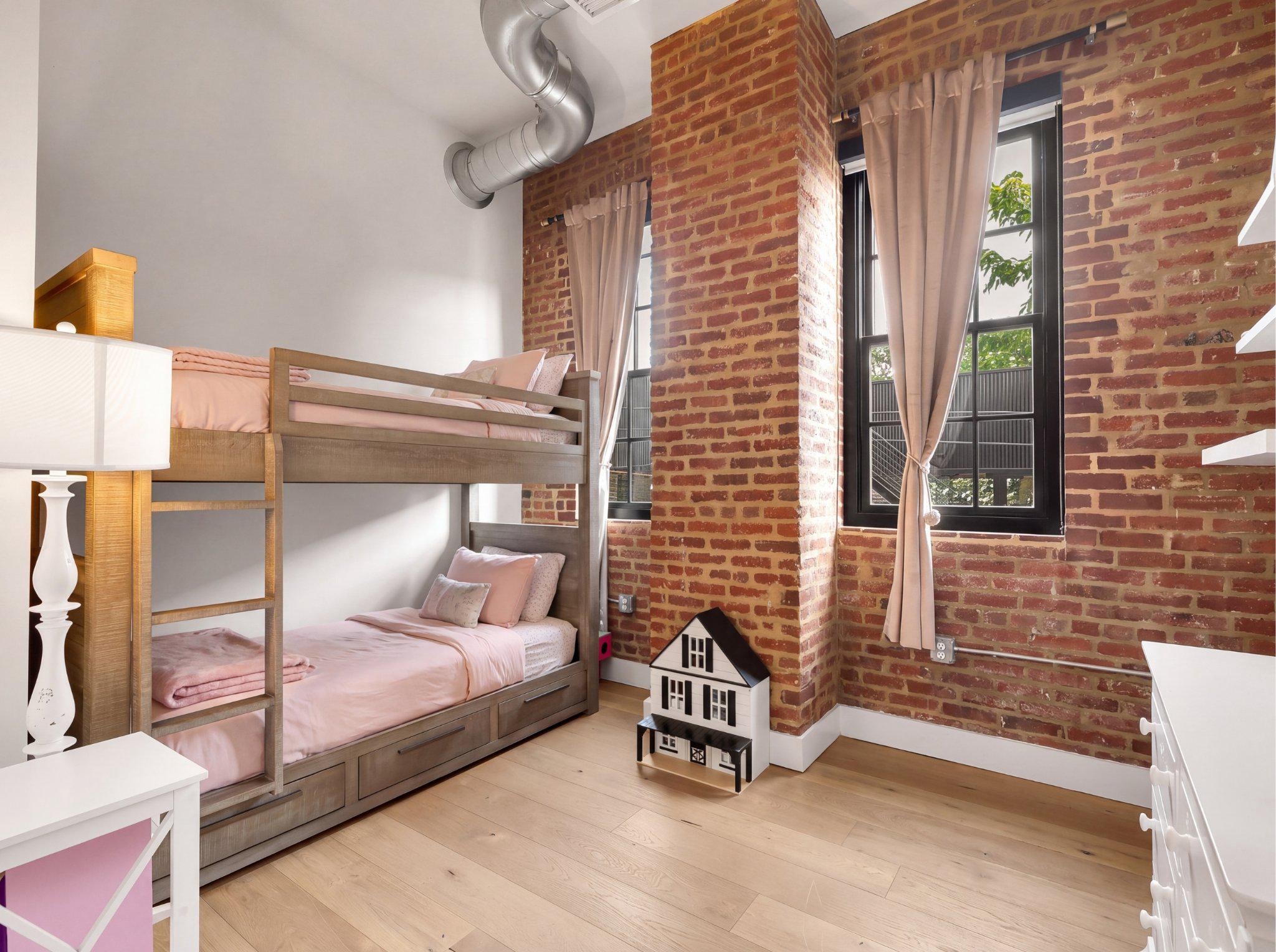  774 Girard Street NW, Washington, DC, 20001 - 物件實景