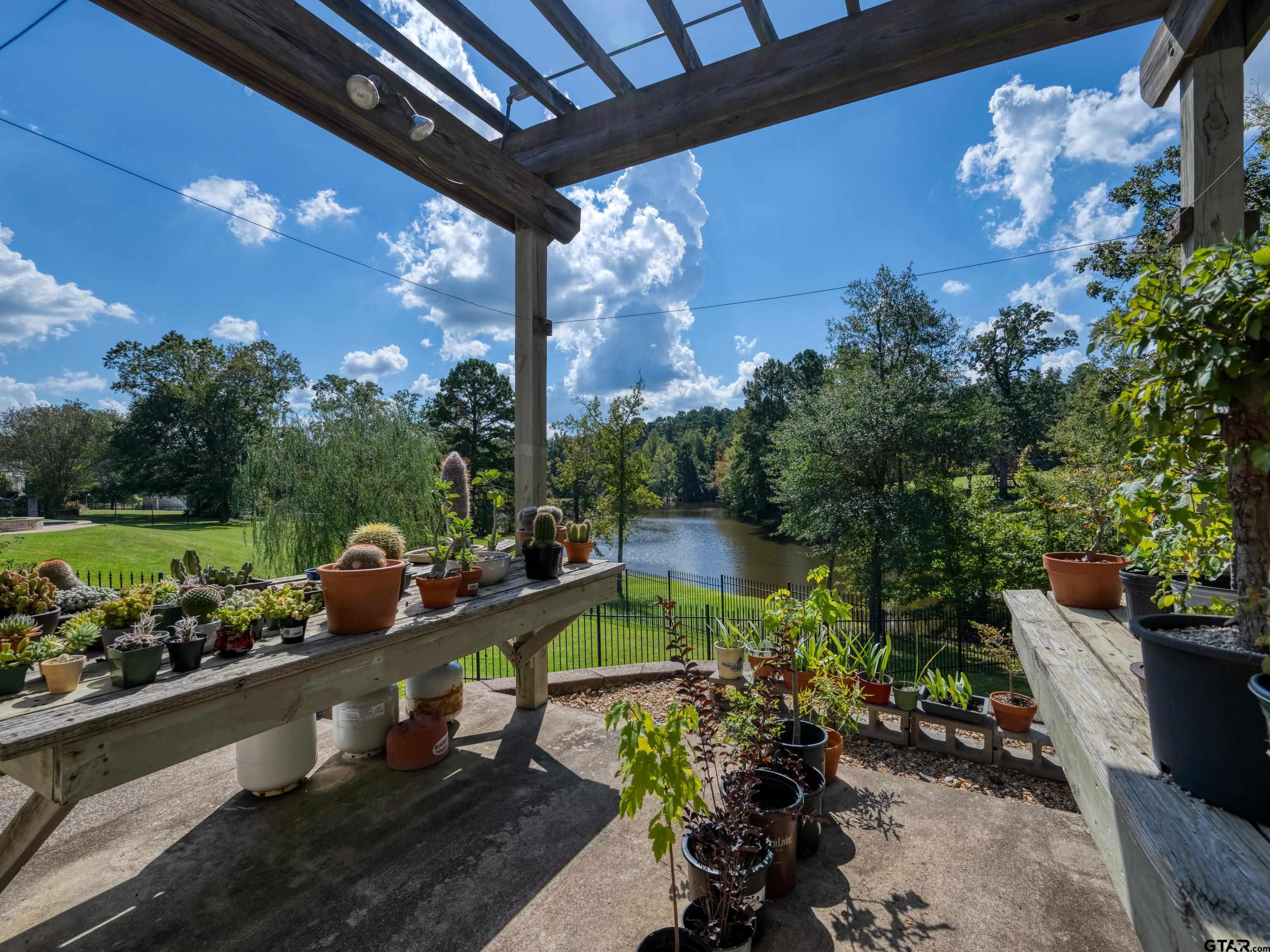 Tyler, Texas, 75703, United States, 4 Bedrooms Bedrooms, ,6 BathroomsBathrooms,Residential,For Sale,1965330