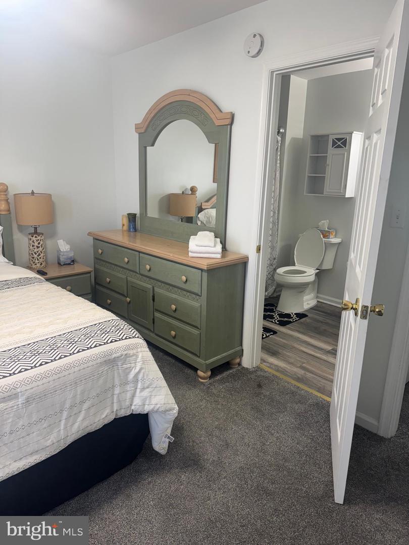 Ocean City, Maryland, 21842, United States, 4 Bedrooms Bedrooms, ,4 BathroomsBathrooms,Residential,For Sale,1992172