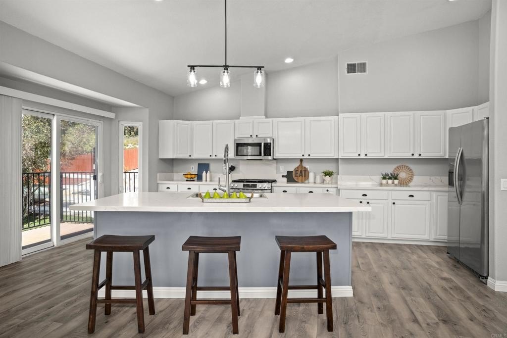Valley Center, California, 92082, United States, 5 Bedrooms Bedrooms, ,4 BathroomsBathrooms,Residential,For Sale,1793964