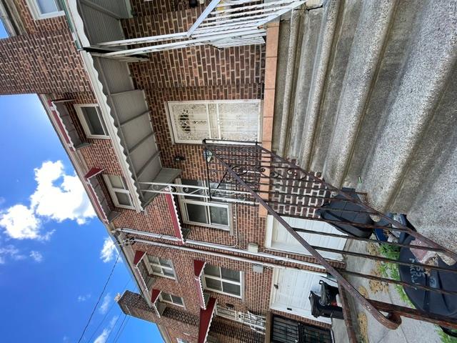 Bronx, New York, 10469, United States, 3 Bedrooms Bedrooms, ,3 BathroomsBathrooms,Residential,For Sale,2048329