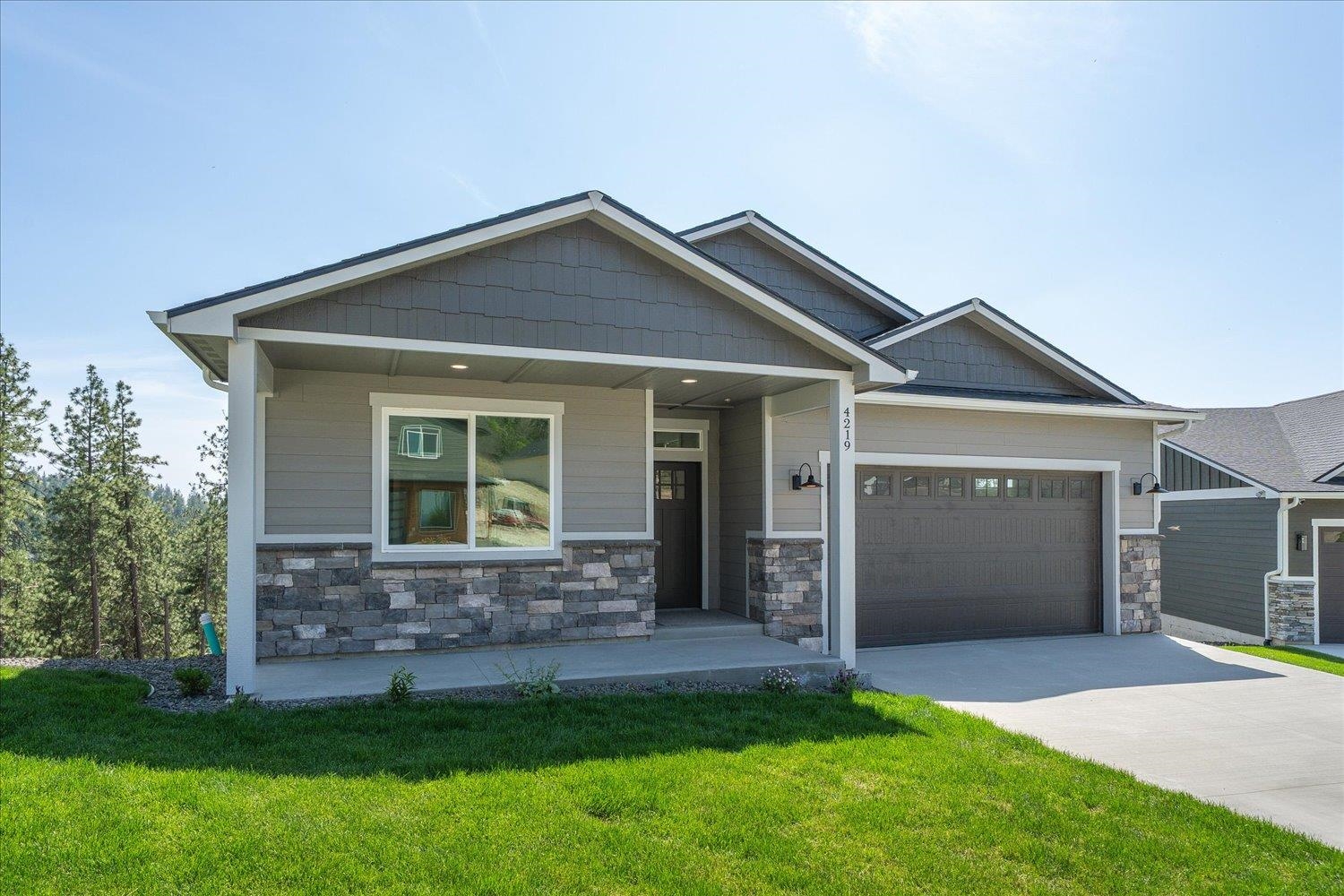 Spokane, Washington, 99208, United States, 4 Bedrooms Bedrooms, ,3 BathroomsBathrooms,Residential,For Sale,1940467