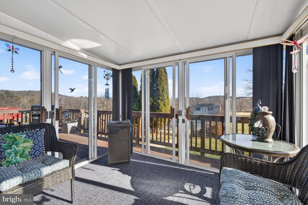 Adamstown, Maryland, 21710, United States, 3 Bedrooms Bedrooms, ,4 BathroomsBathrooms,Residential,For Sale,2012547