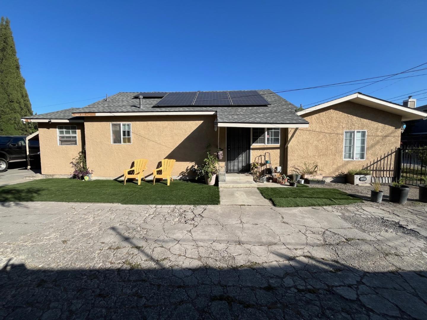 San Jose, California, 95116, United States, 4 Bedrooms Bedrooms, ,2 BathroomsBathrooms,Residential,For Sale,1794588