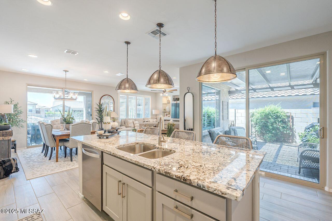 Marana, Arizona, 85658, United States, 2 Bedrooms Bedrooms, ,2 BathroomsBathrooms,Residential,For Sale,1902069
