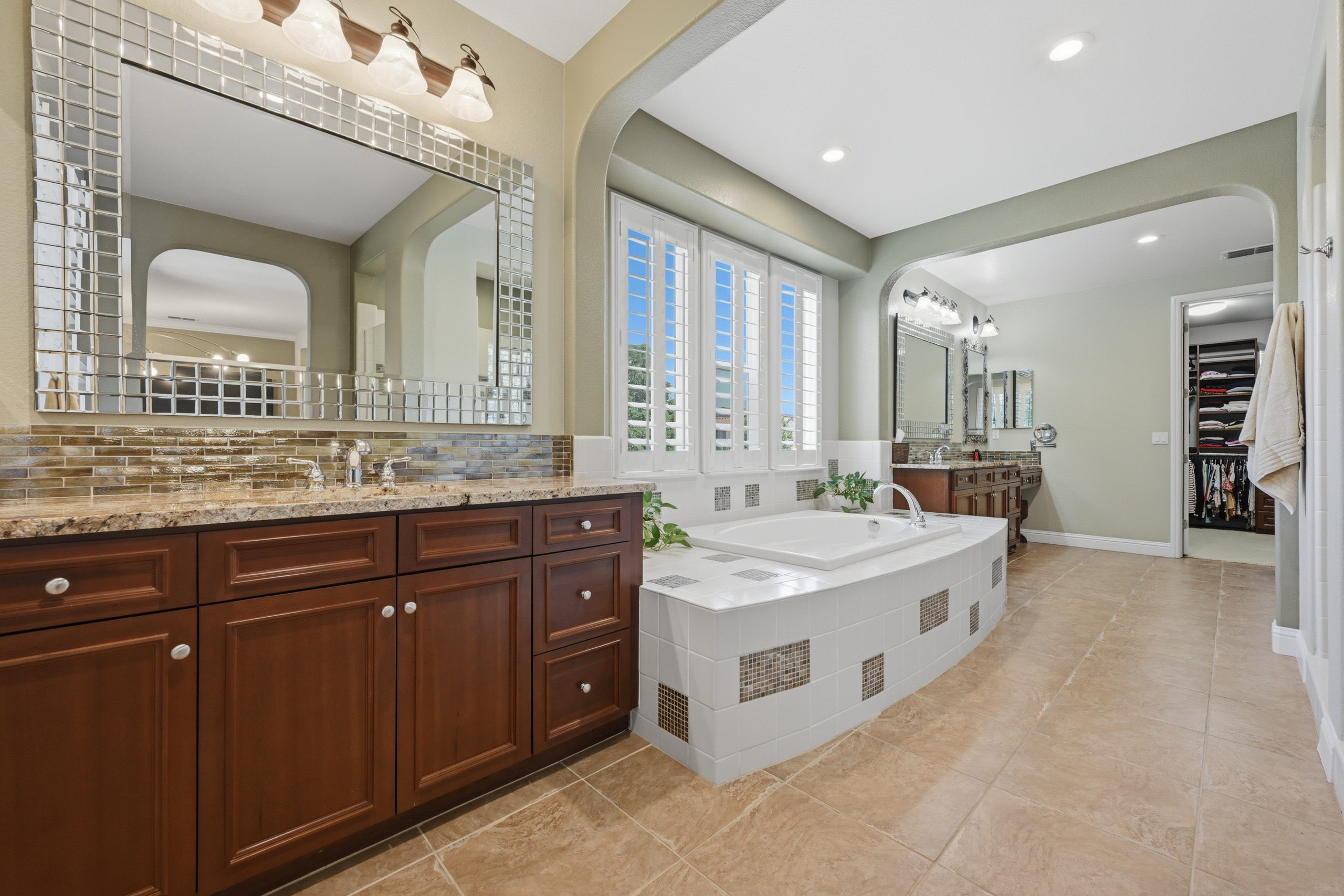  9425 Pinehurst Drive, Roseville, CA 95747 - 物件實景